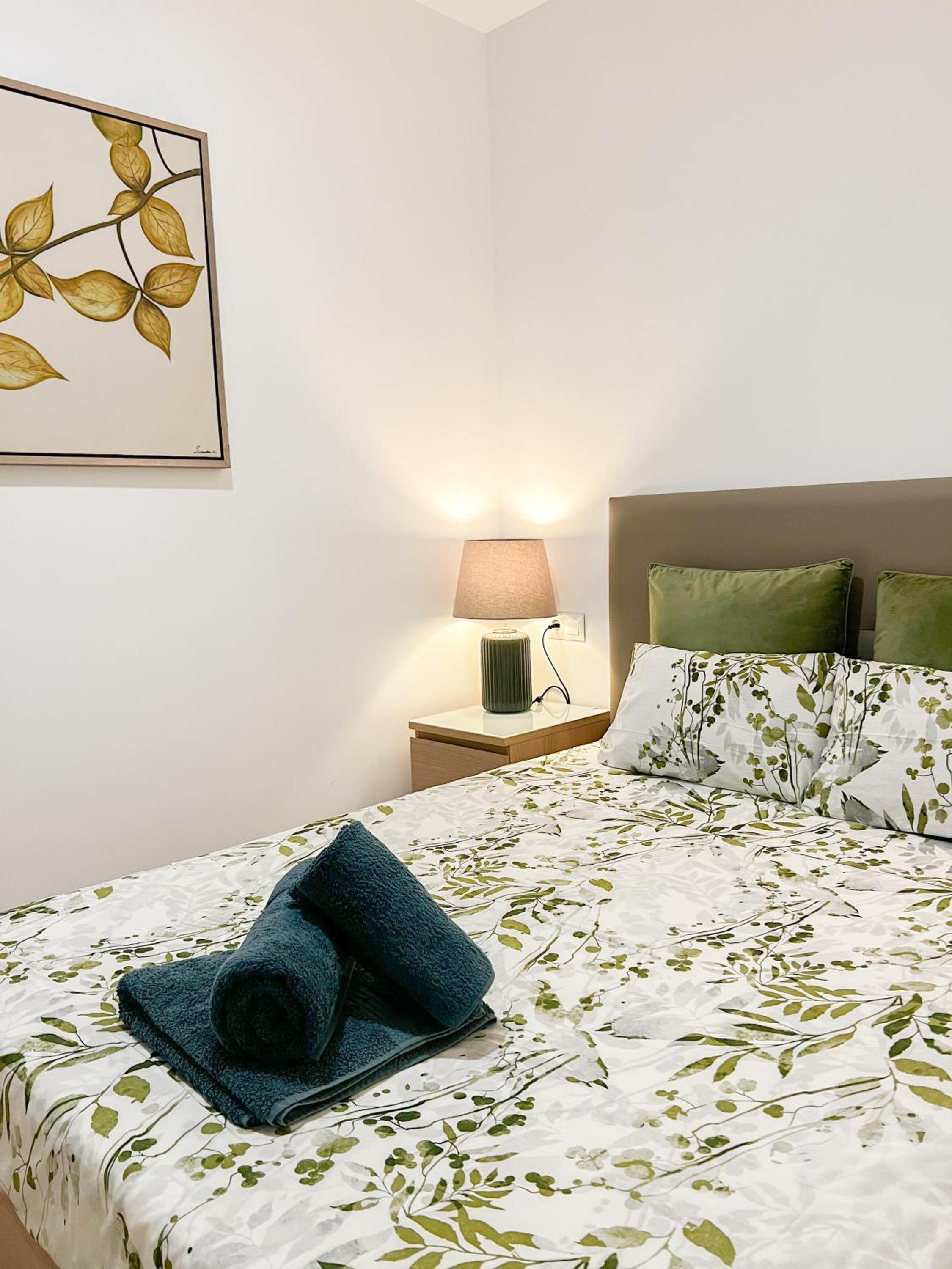Modern & Family Flat Carihuela 3 BDR view 5