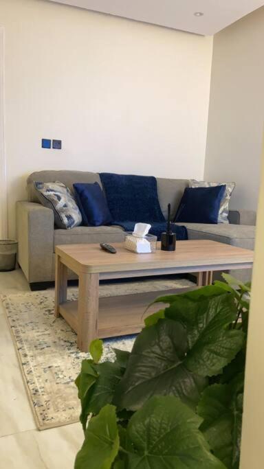H apartment 1