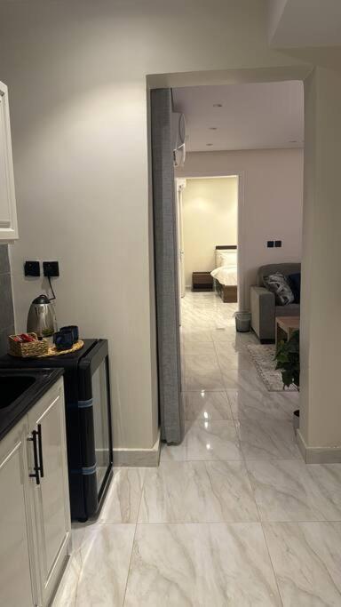 H apartment 1