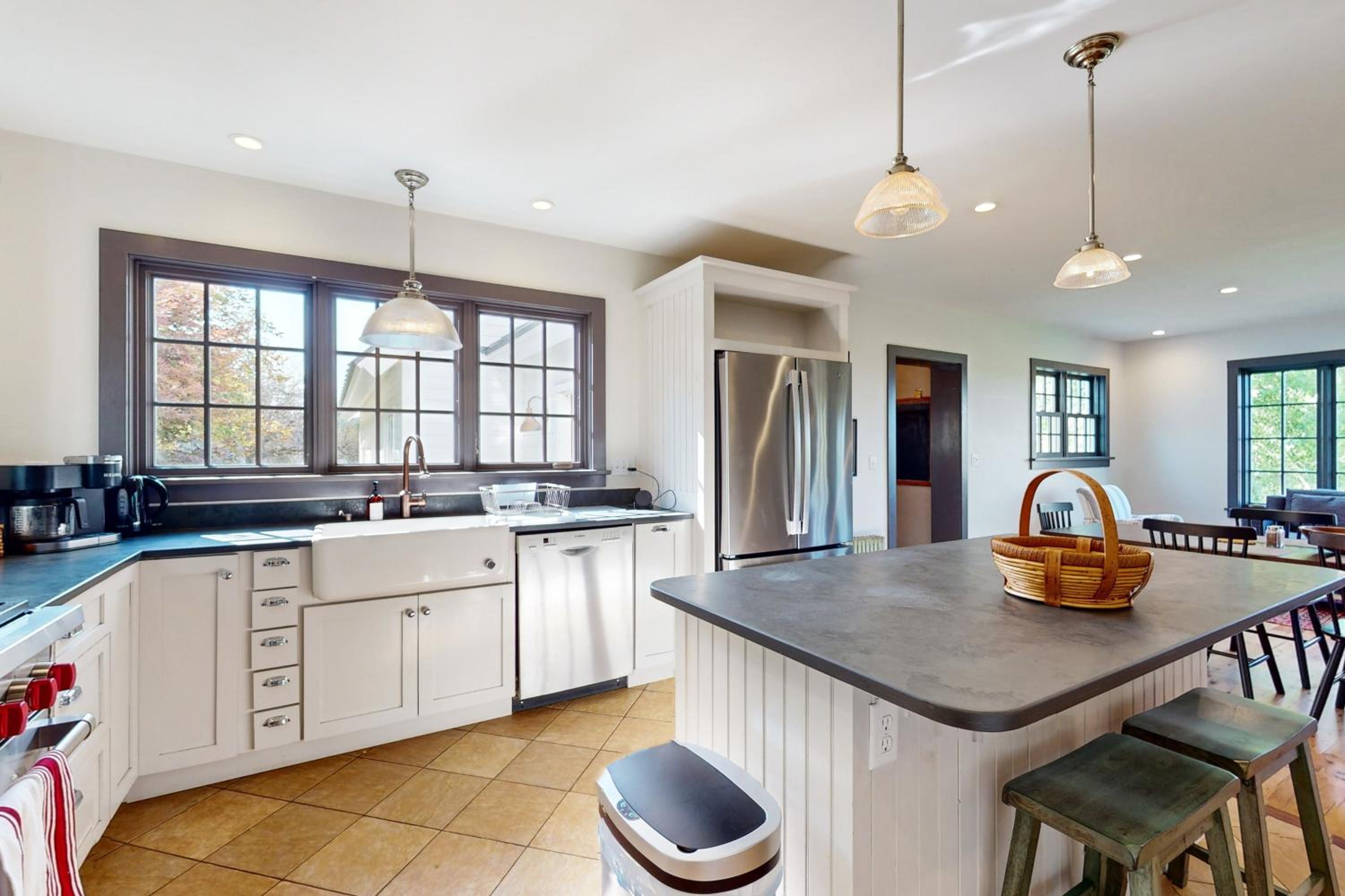 Hike, Bike, and Explore Vermont Family Farmhouse!