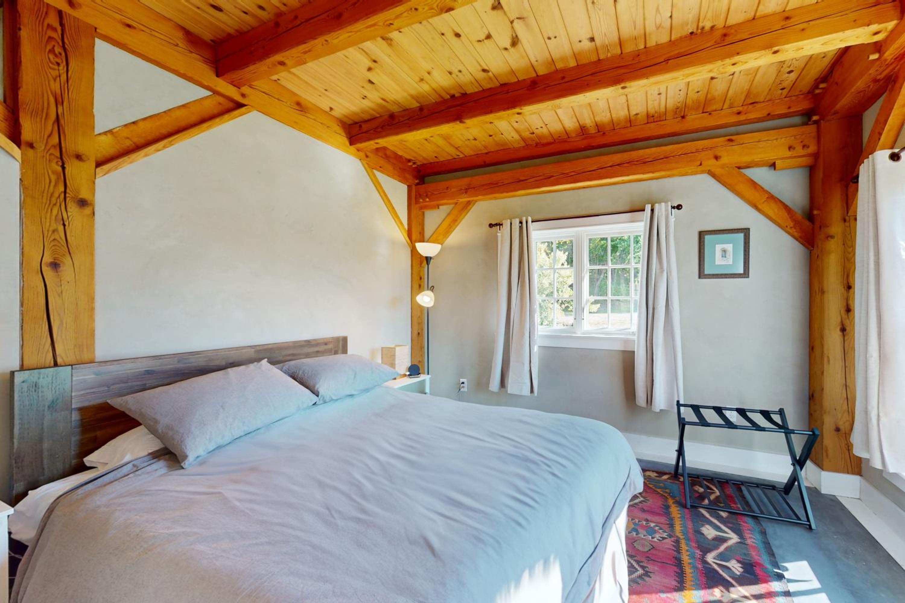 Hike, Bike, and Explore Vermont Family Farmhouse!
