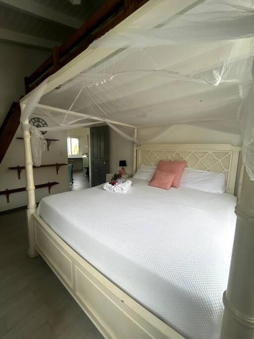 L'etoile de grand case view 5