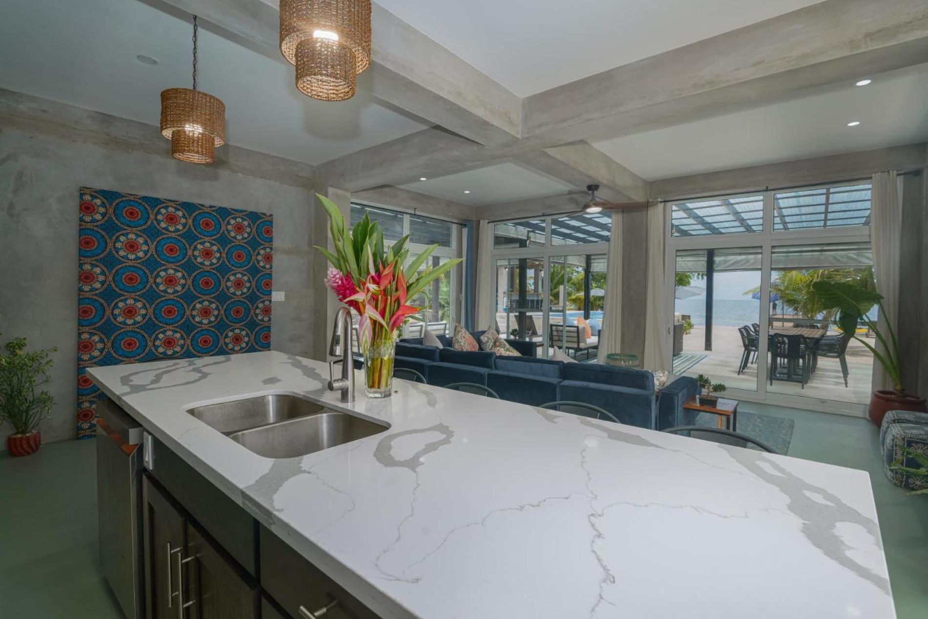 Oceanfront 3 Bedroom - Conmigo Villas South