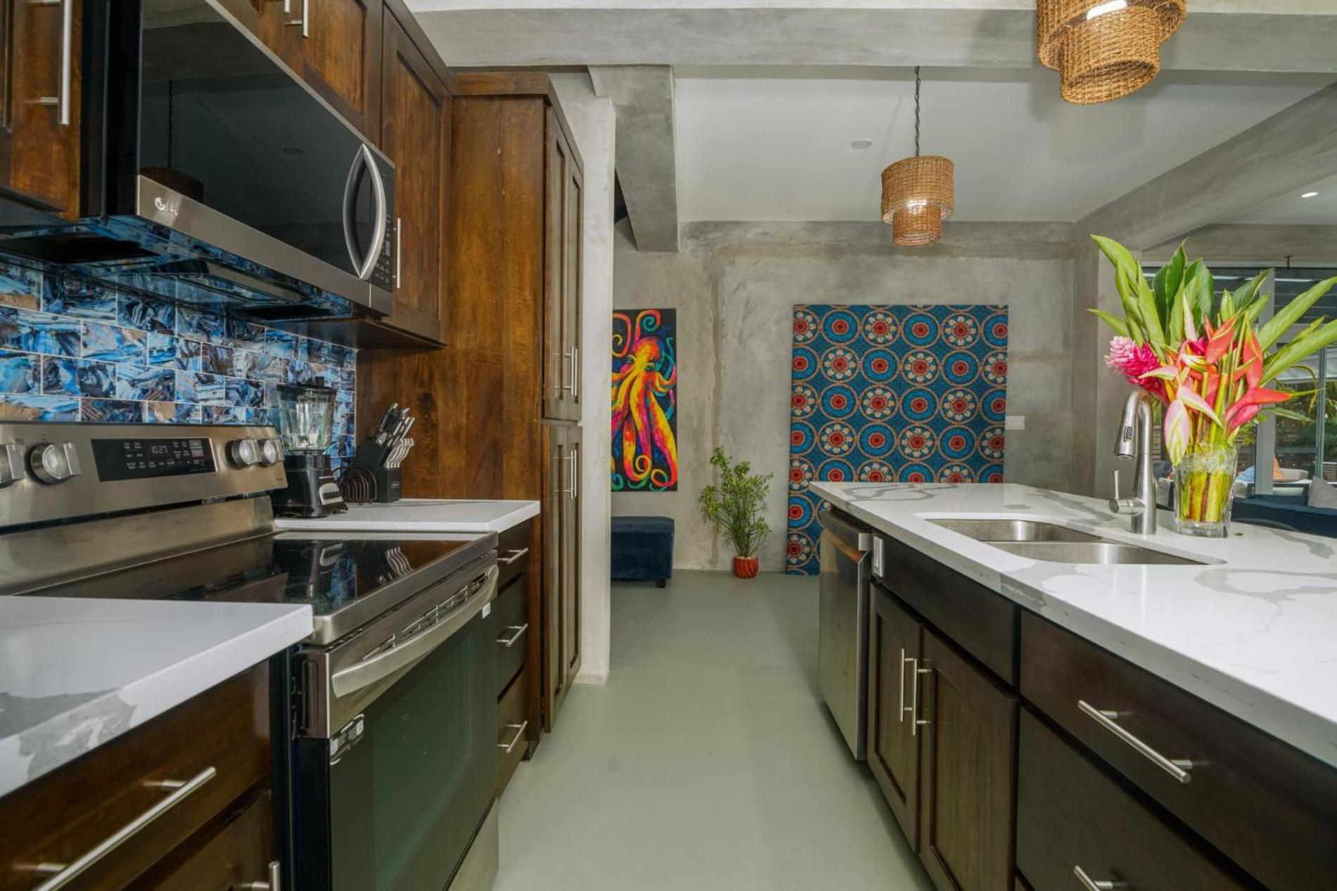 Oceanfront 3 Bedroom - Conmigo Villas South