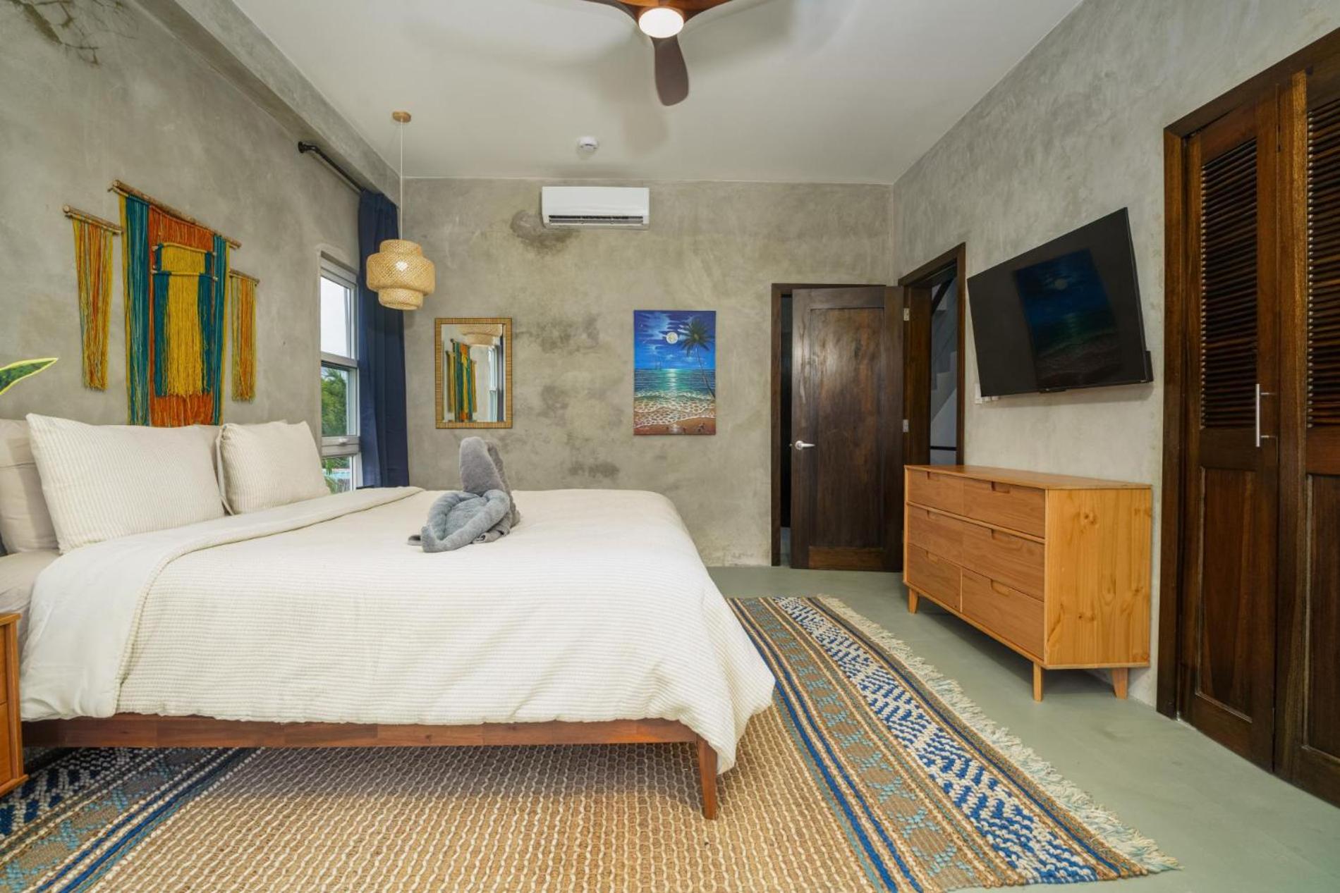 Oceanfront 3 Bedroom - Conmigo Villas South