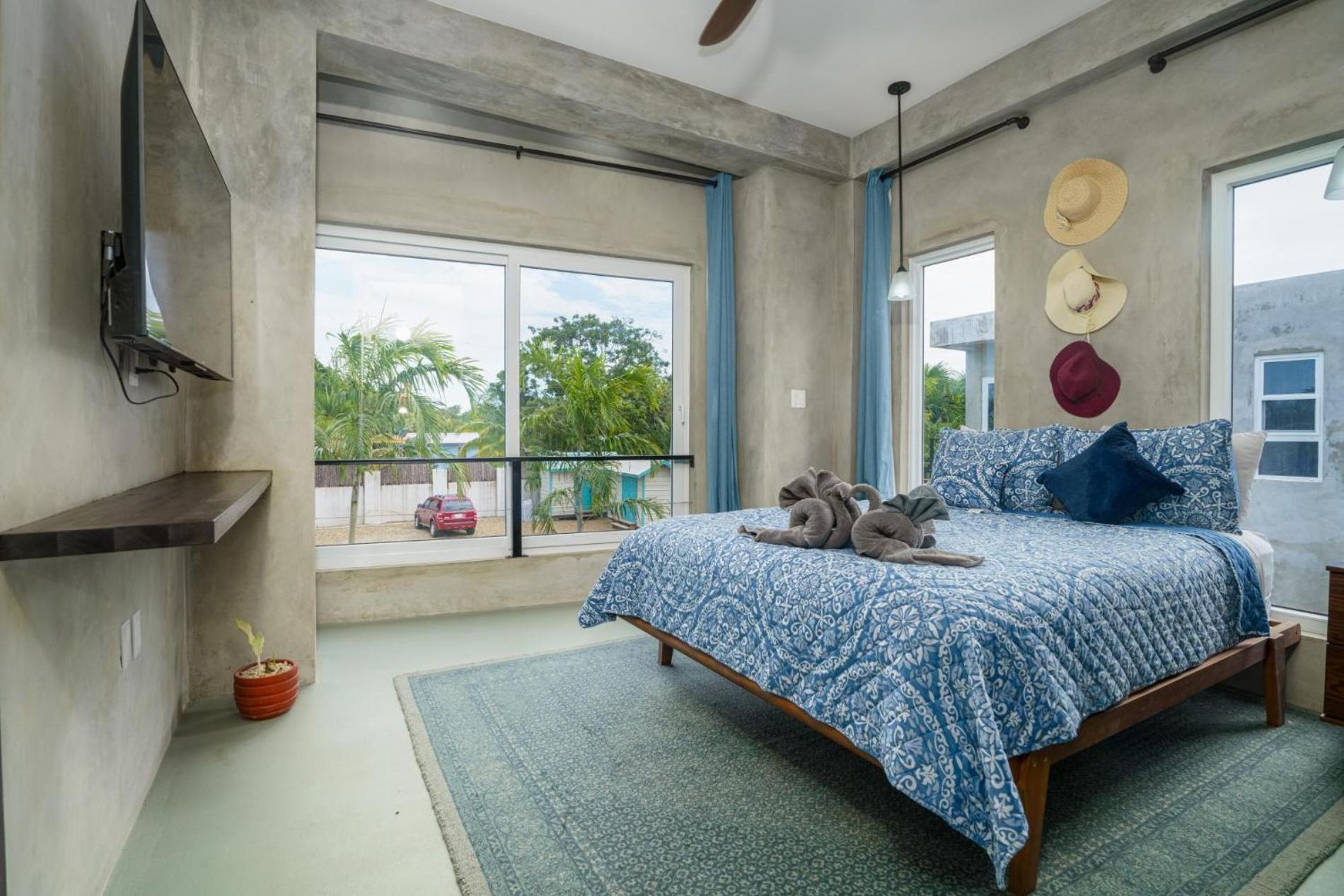 Oceanfront 3 Bedroom - Conmigo Villas South