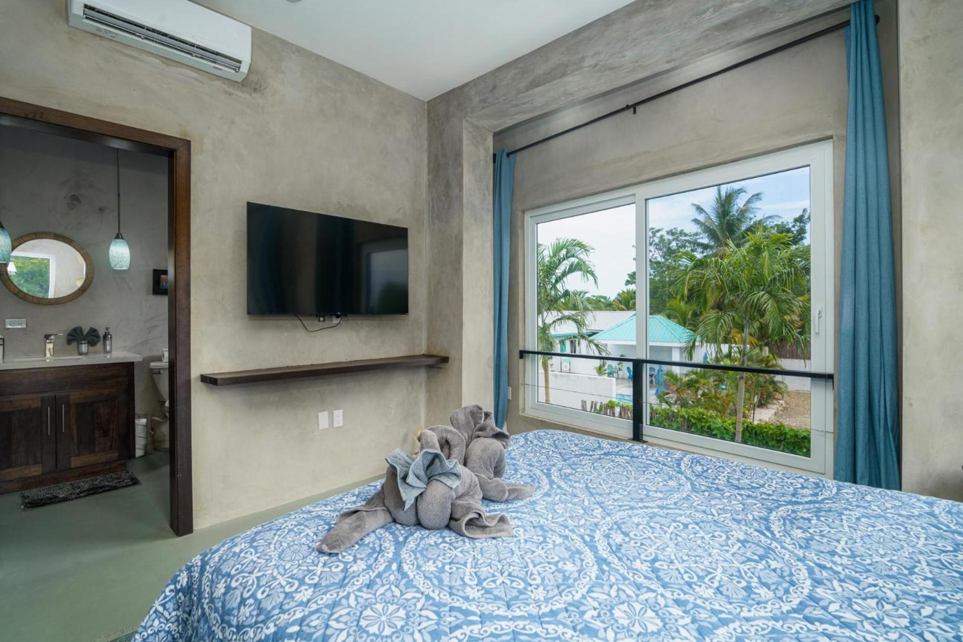 Oceanfront 3 Bedroom - Conmigo Villas South