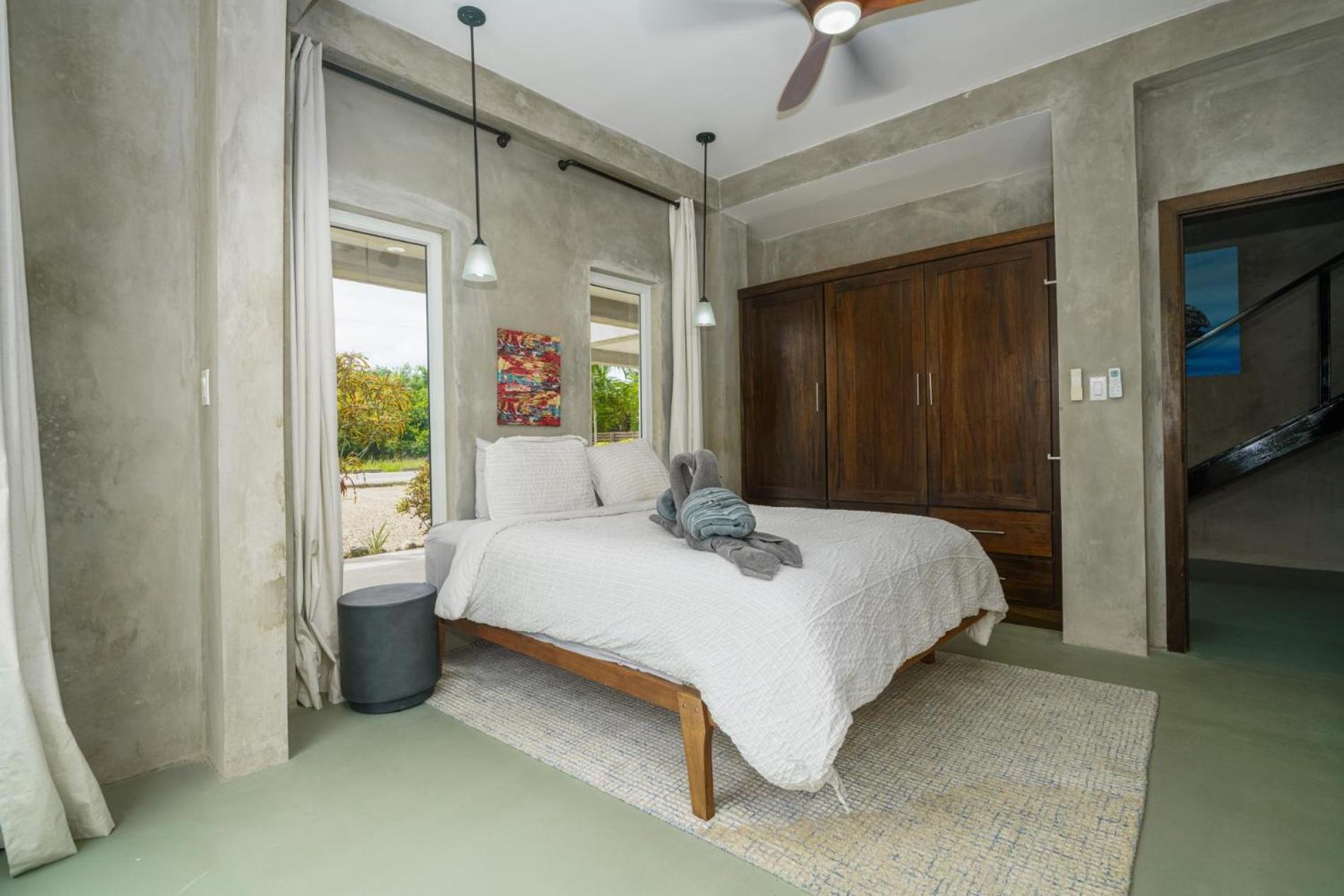 Oceanfront 3 Bedroom - Conmigo Villas North