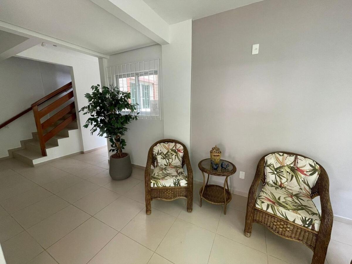 Cód 39 - Apartamento a 80 metros do Mar