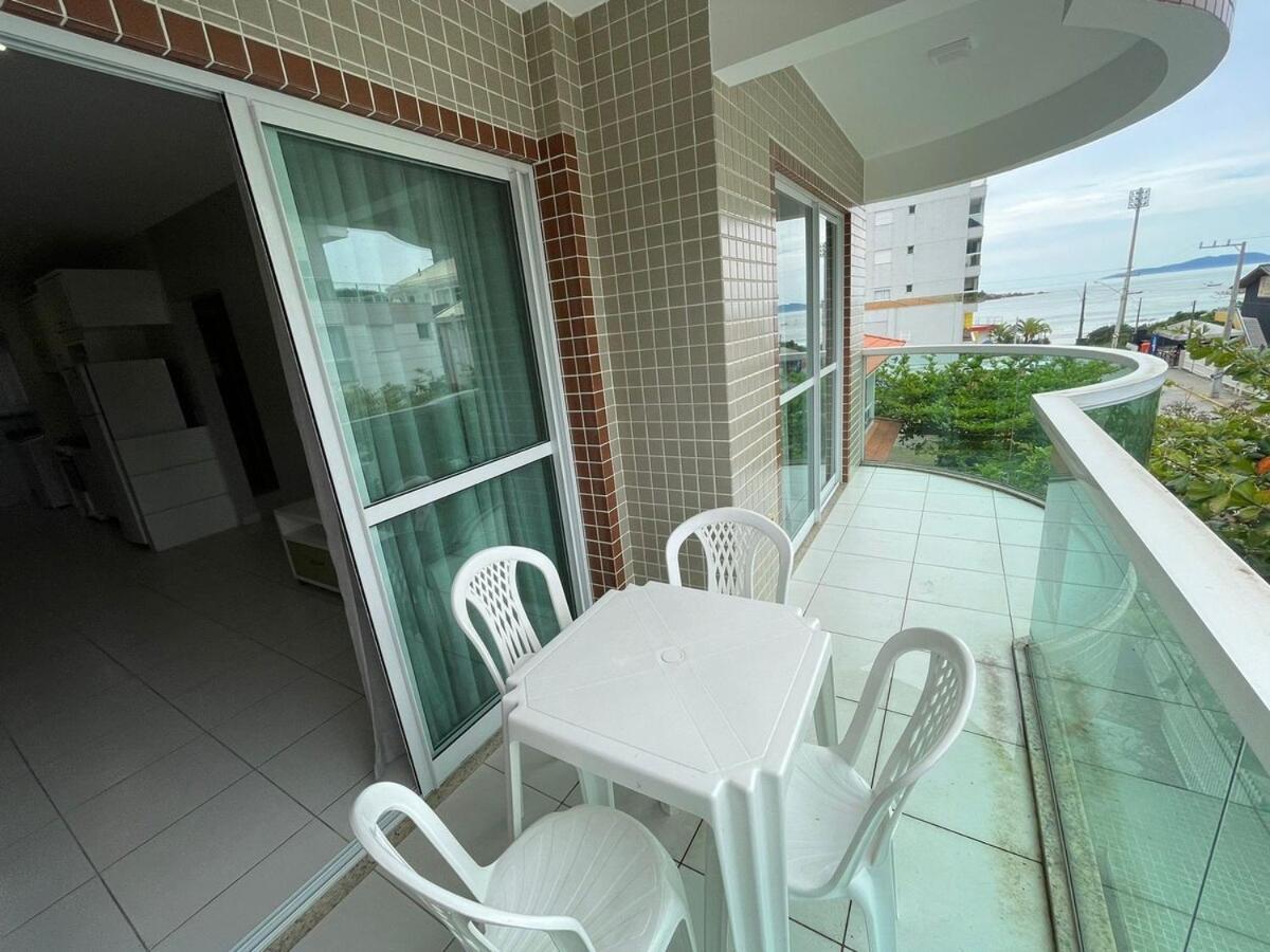 Cód 39 - Apartamento a 80 metros do Mar