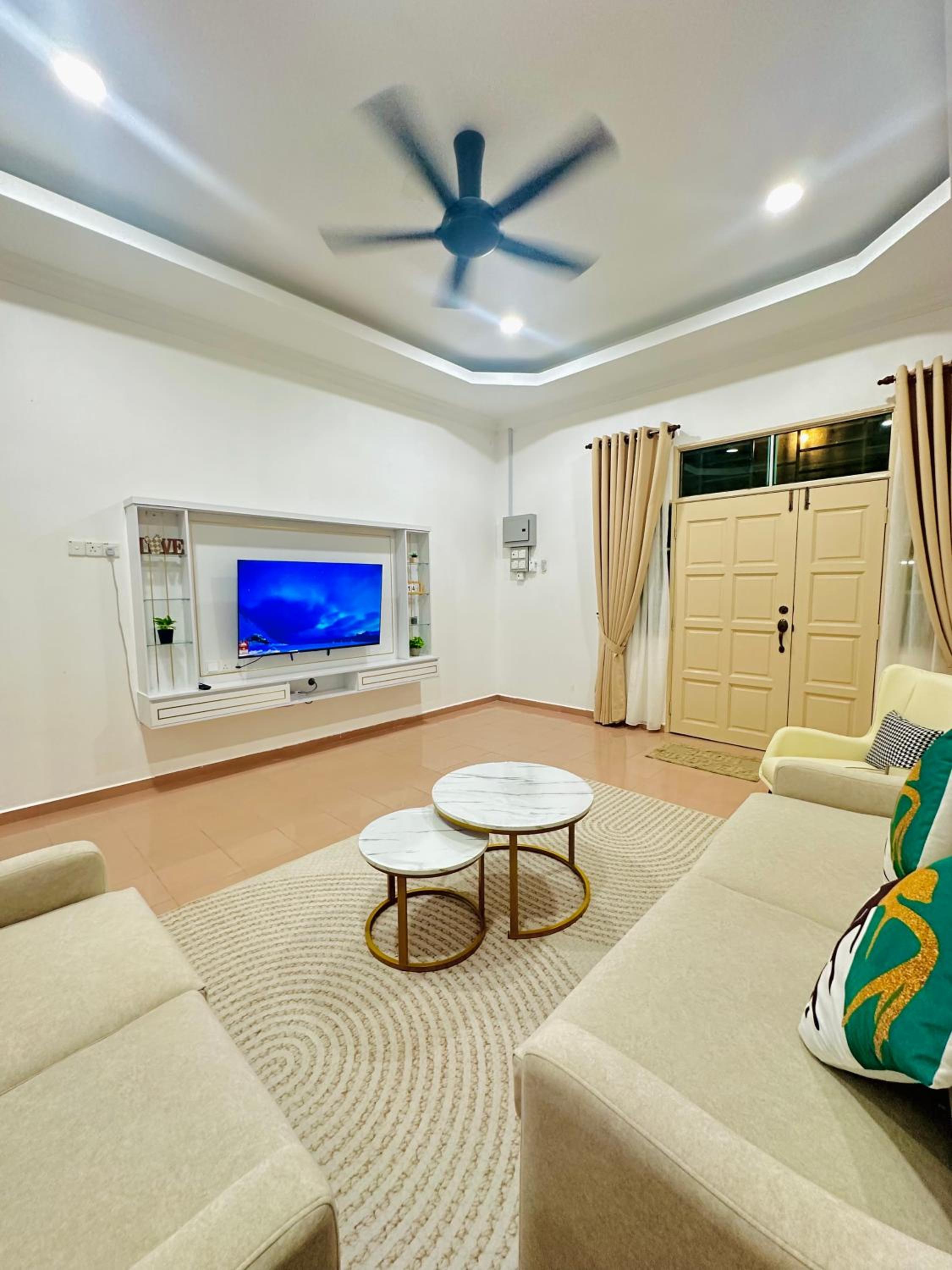 Ar-Rayyan With Pool Cherang Homestay Kota Bharu photo 8