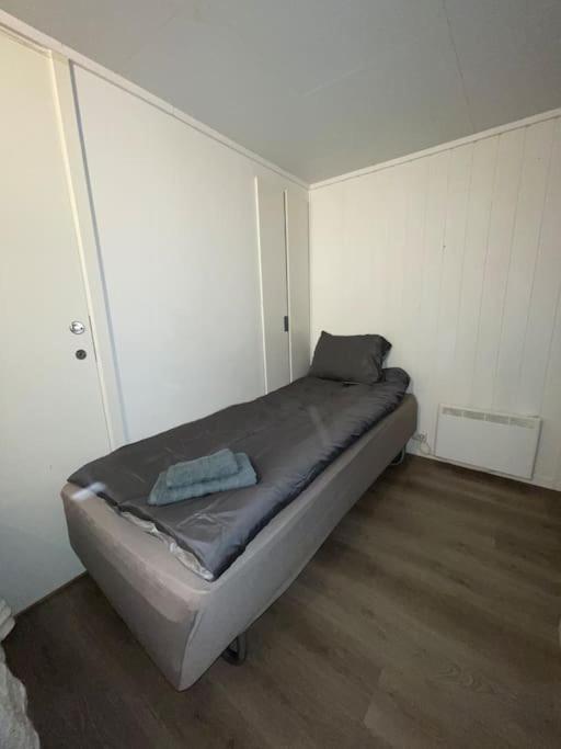 Tromsdalen Studio 2 - FREE Parking, Views & Quiet Area view 5