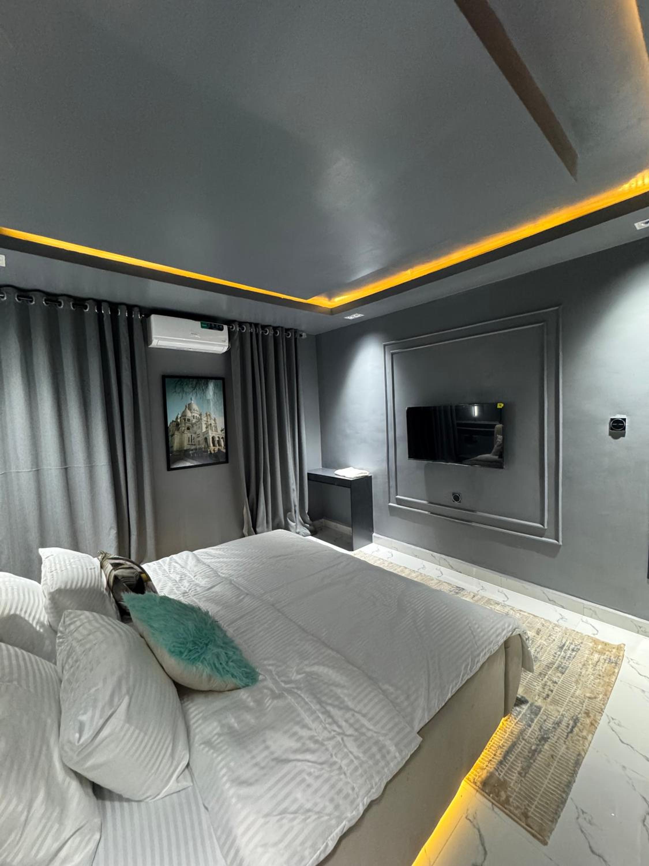Montego Apartment