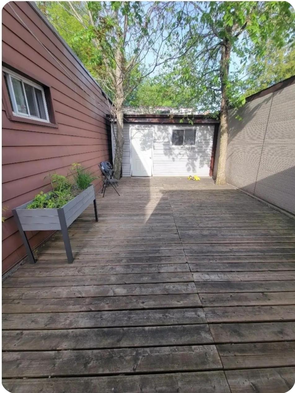 6 Bedroom house steps to public transit Conference & Convention Centres Entertainment Museum