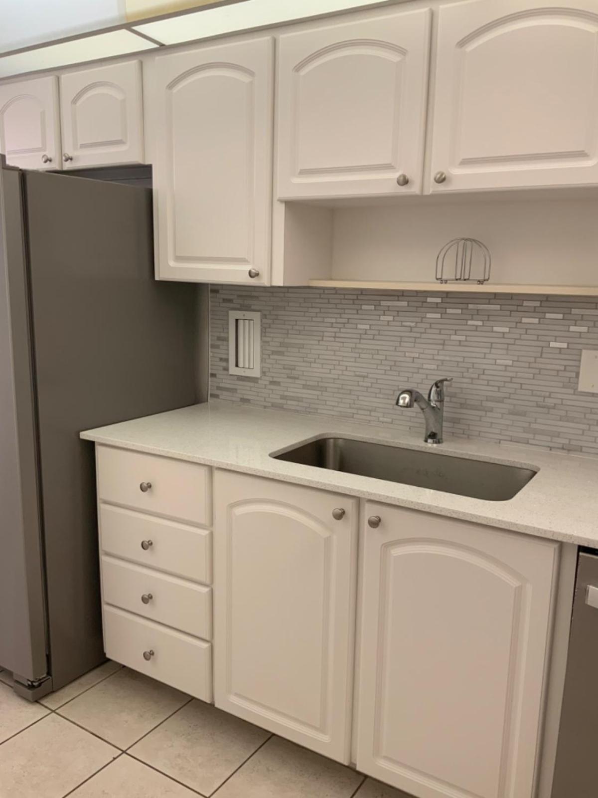 Cozy Bay View Apartment by Miami Te Espera -Hollywood 14U view 5