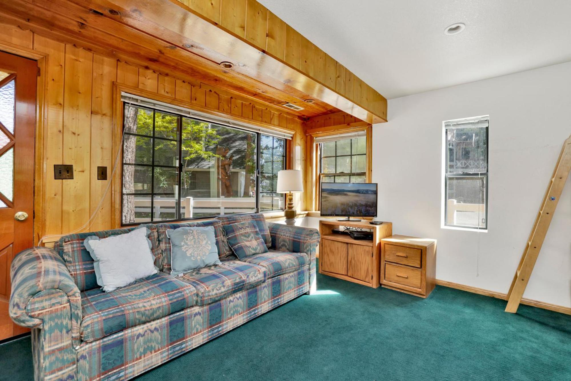 Breezy estate #114