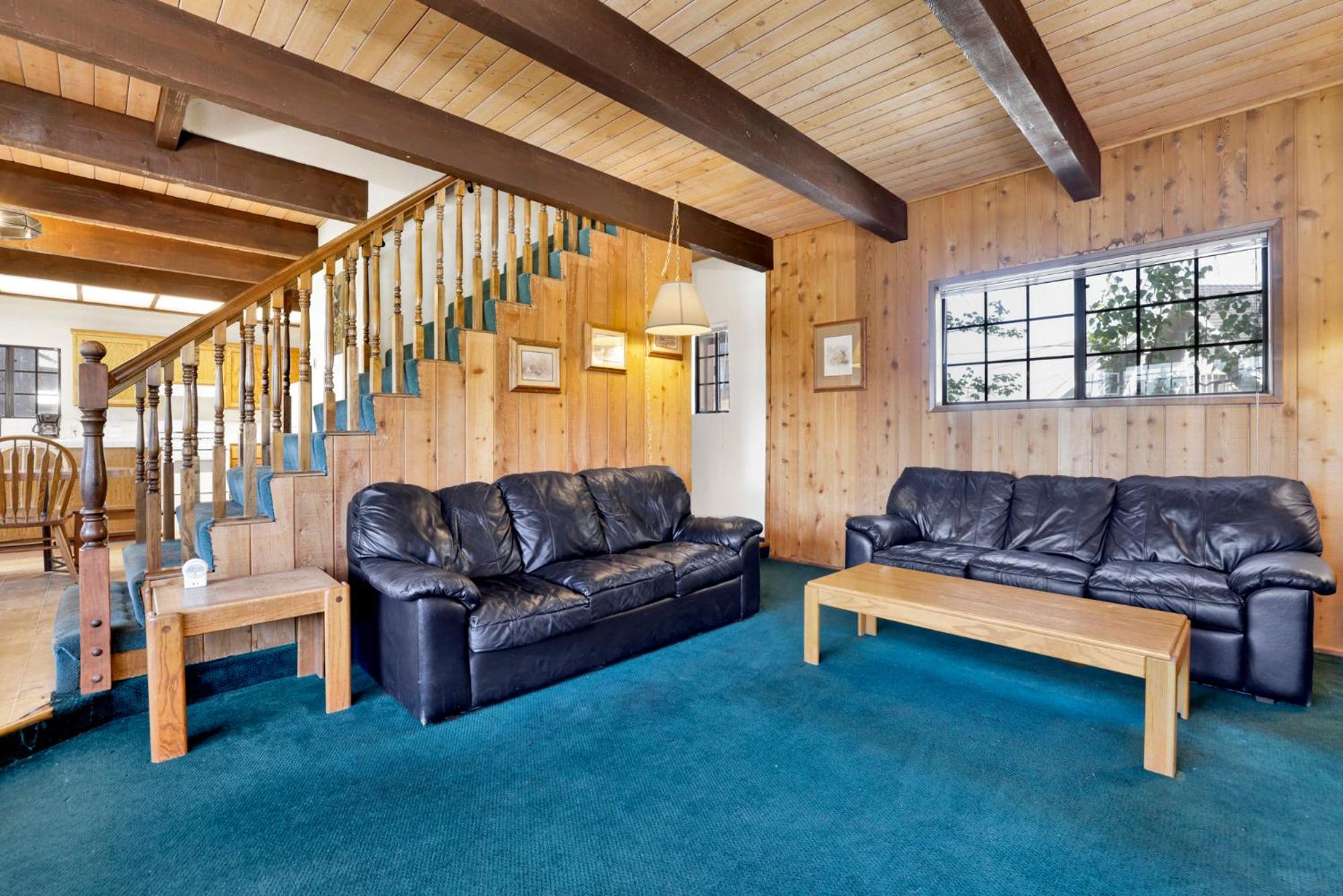 Breezy estate #114