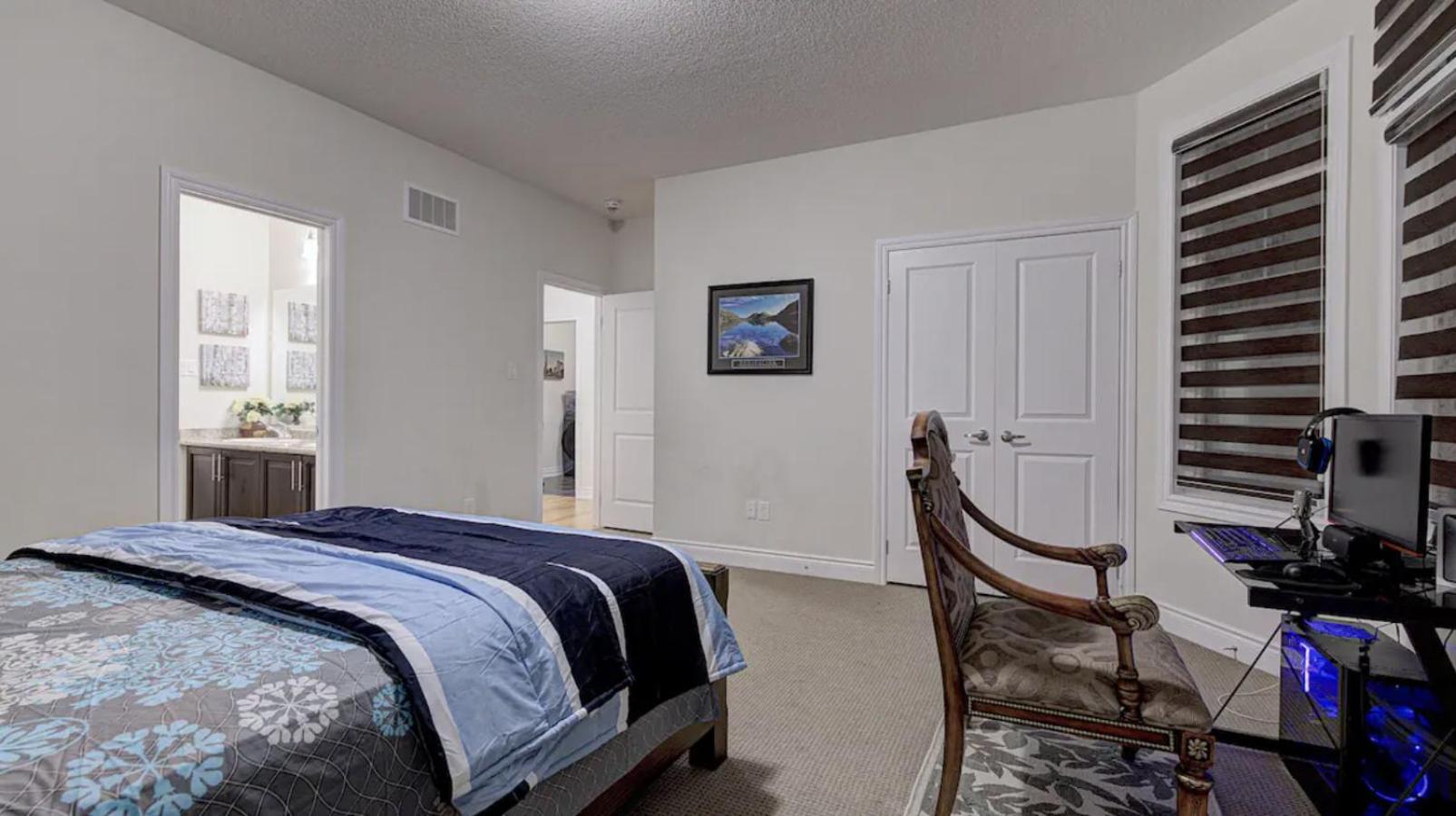 Upper Level House In Brampton