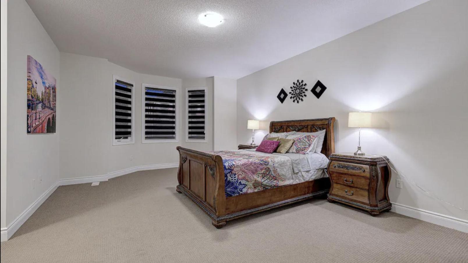 Upper Level House In Brampton