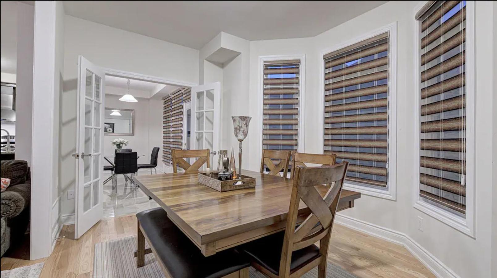 Upper Level House In Brampton