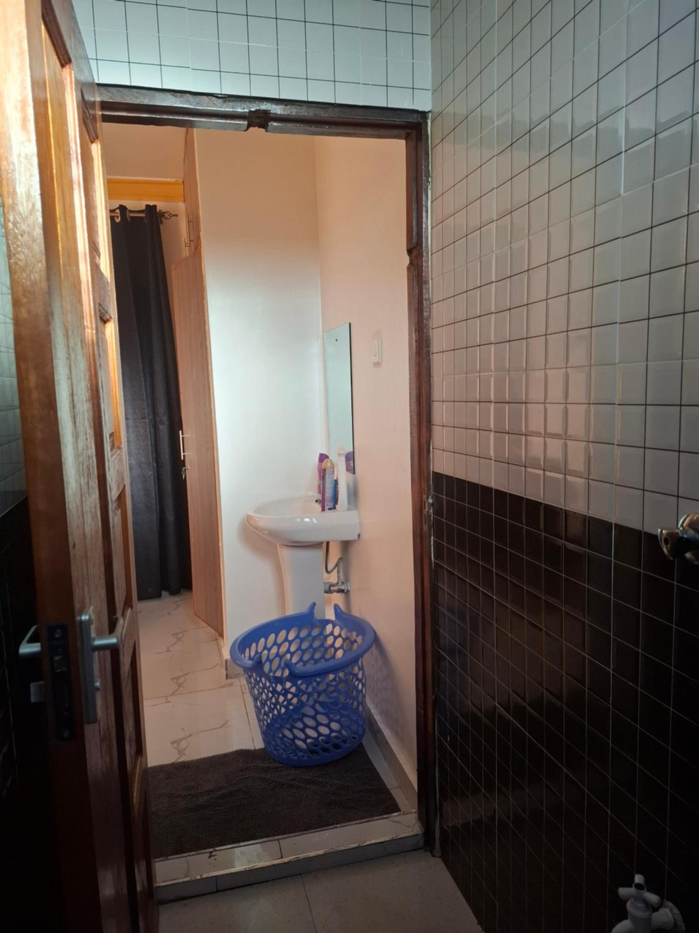 Mombasa Spacious Studio Apartment view 3