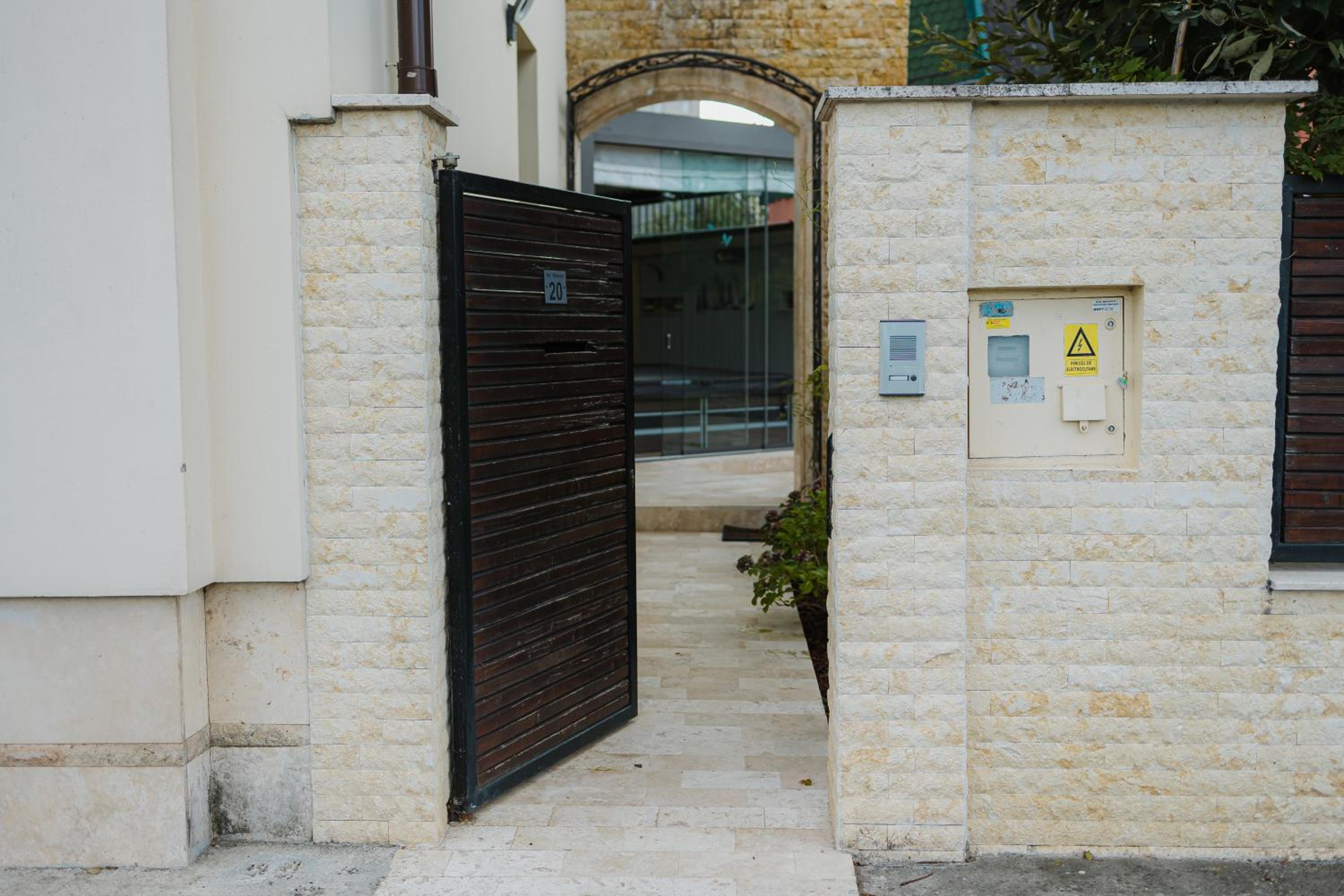 Photo 27