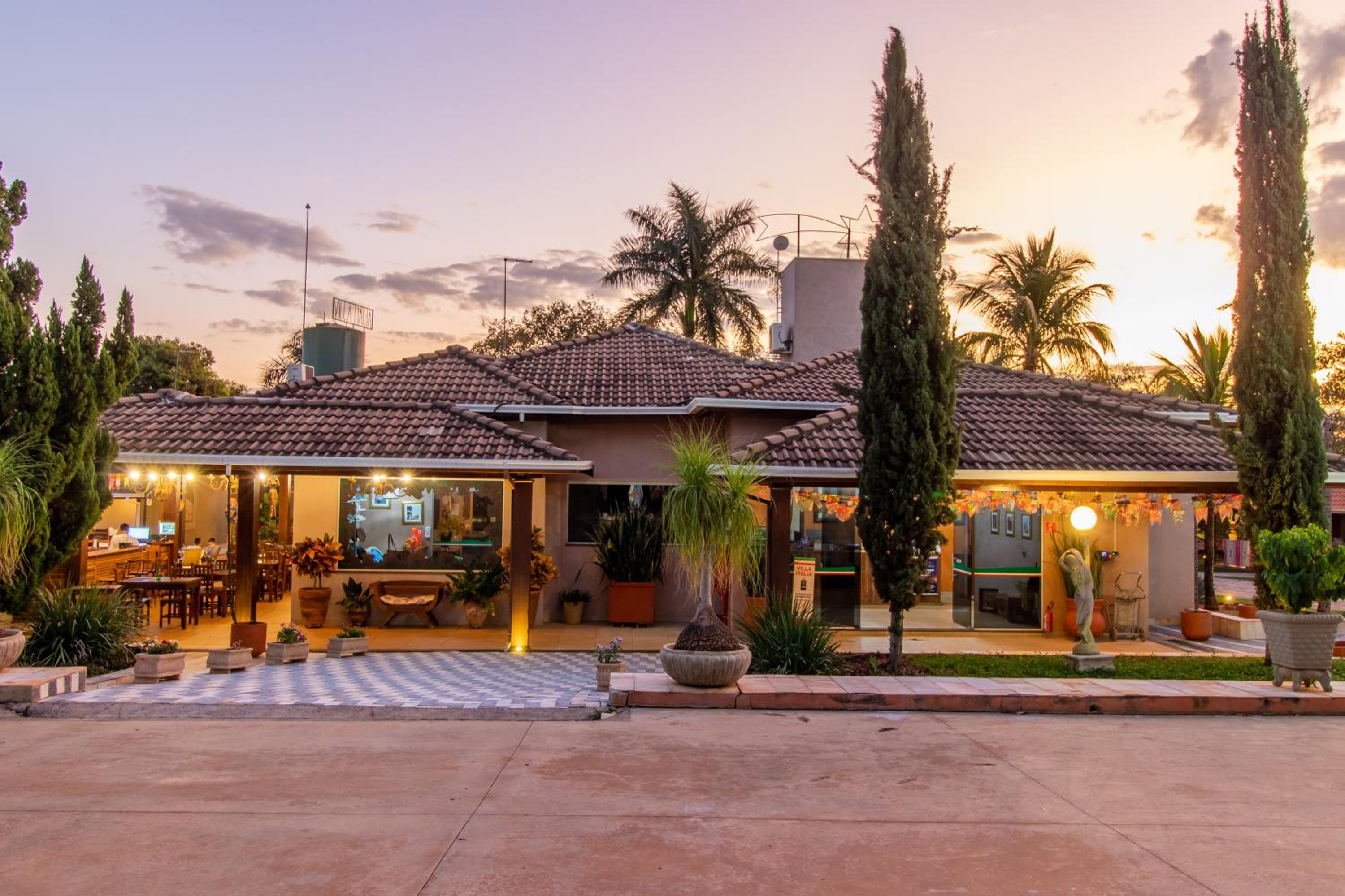 Hotel Pousada Villa Itália Olímpia - Image 1