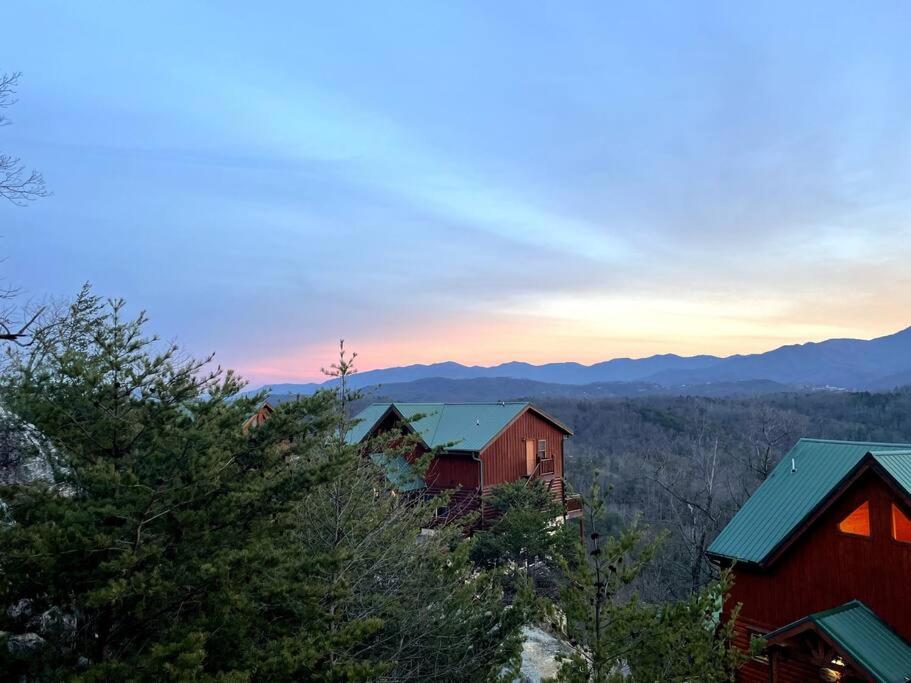 Skye View Cabin view 2