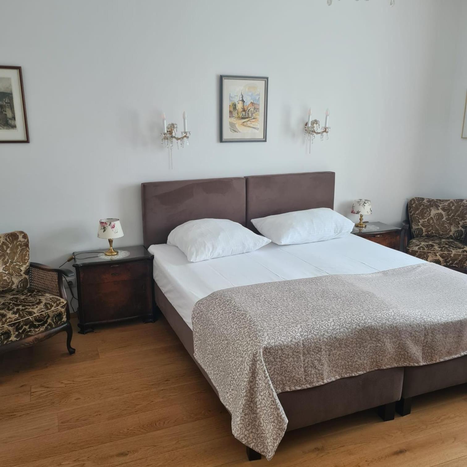 Villa Musik - apartments in historical Villa , Baden