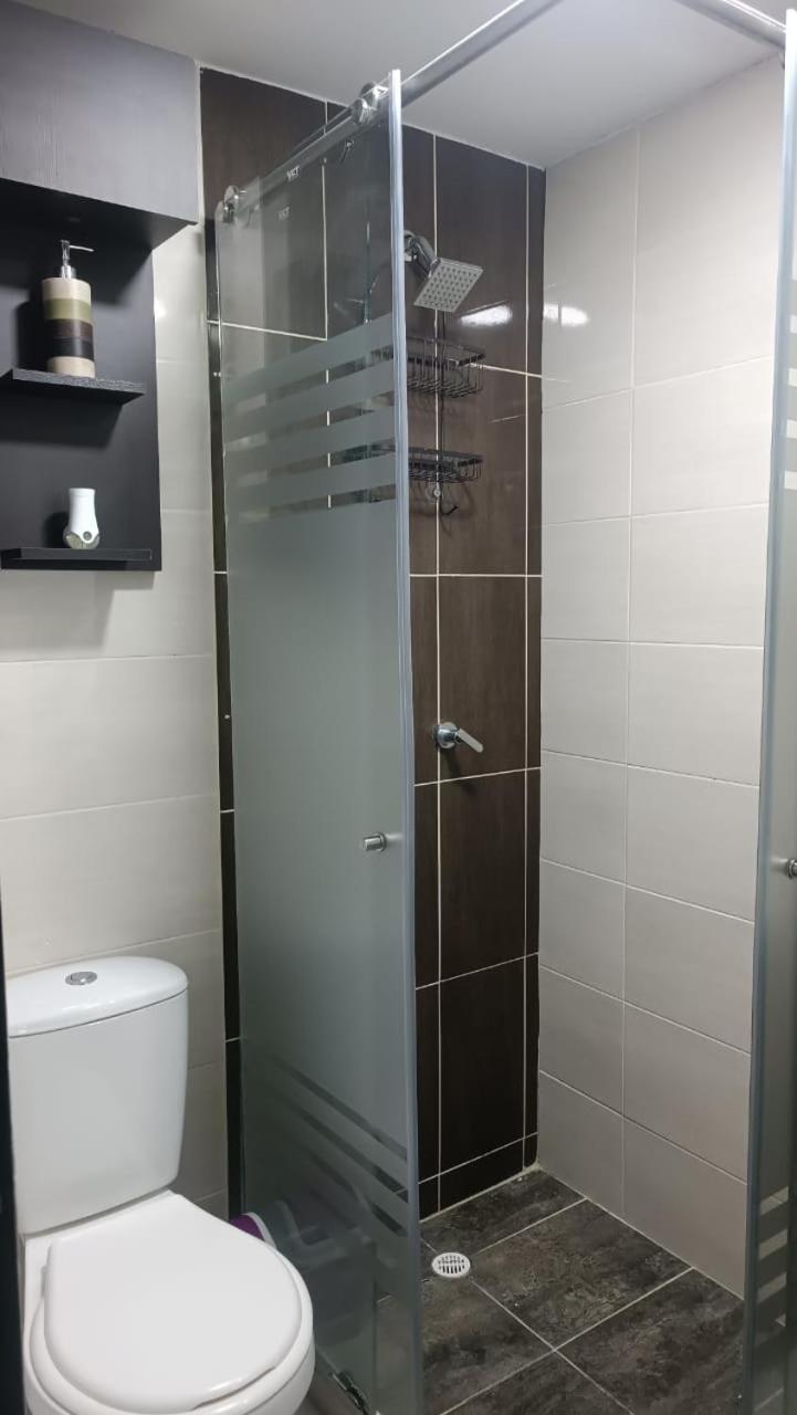 Hermoso Aparta estudio