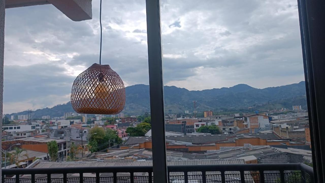 Hermoso Aparta estudio