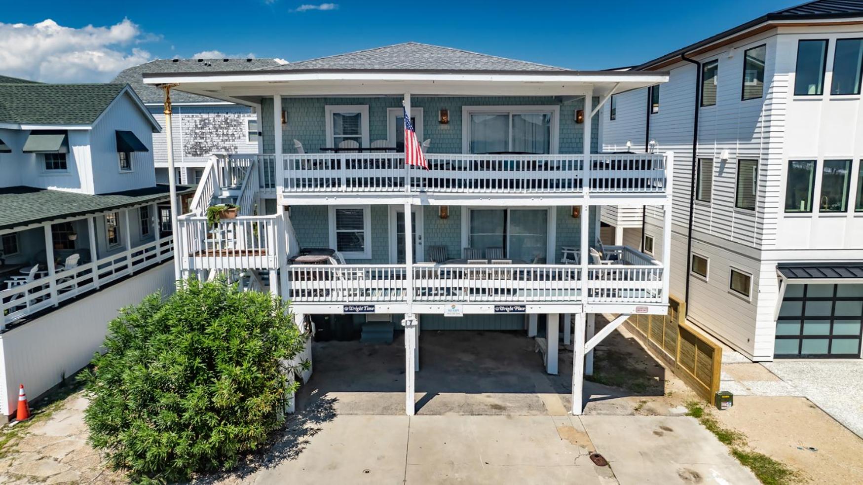 Wave Break by Sea Scape Properties view 4
