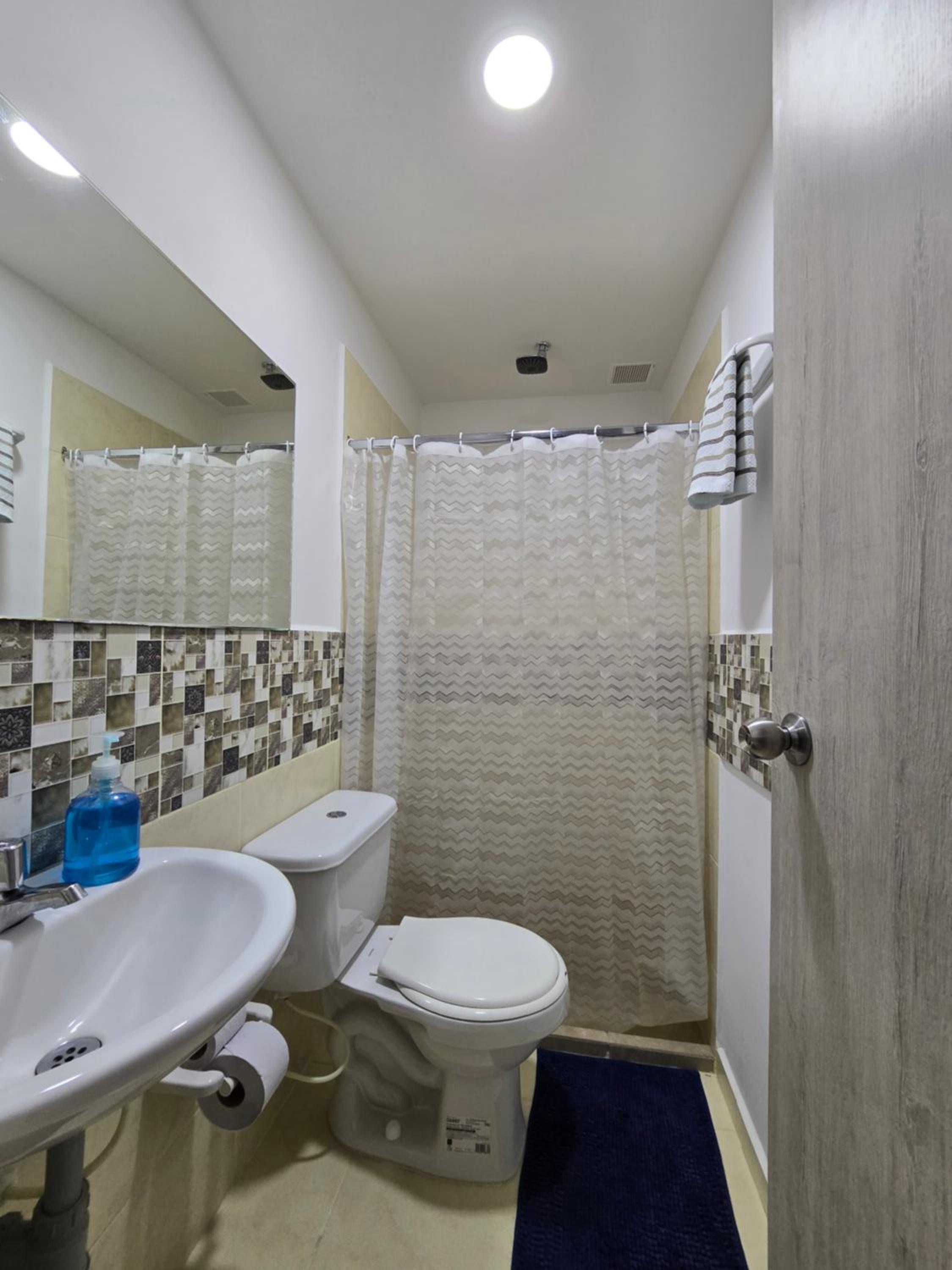 Apartamentos PRIVADOS 2 - 3 Habitaciones 4 Piscinas, 3 Jacuzzi, Sauna Cerca Aeropuerto Eden y Parque del Cafe By Molca Travel