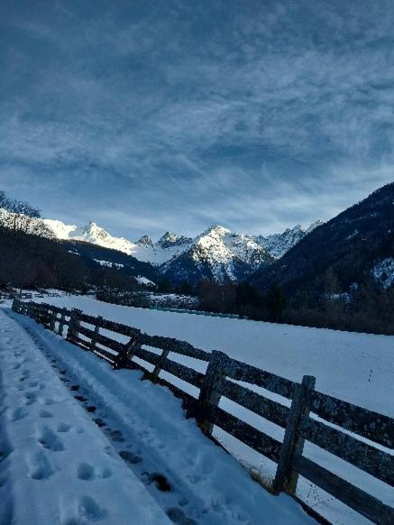 Burg Laudegg Blick
