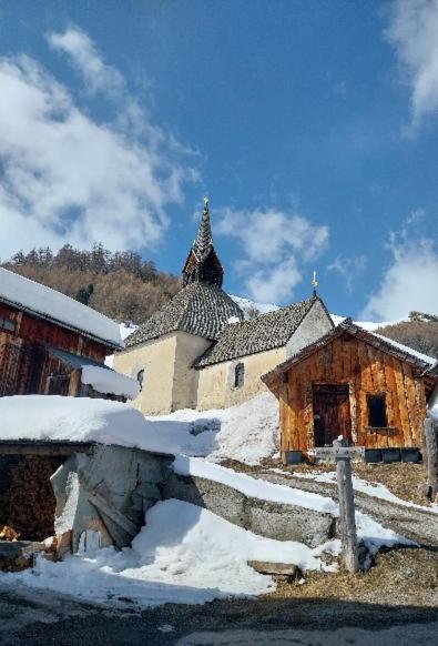 Burg Laudegg Blick