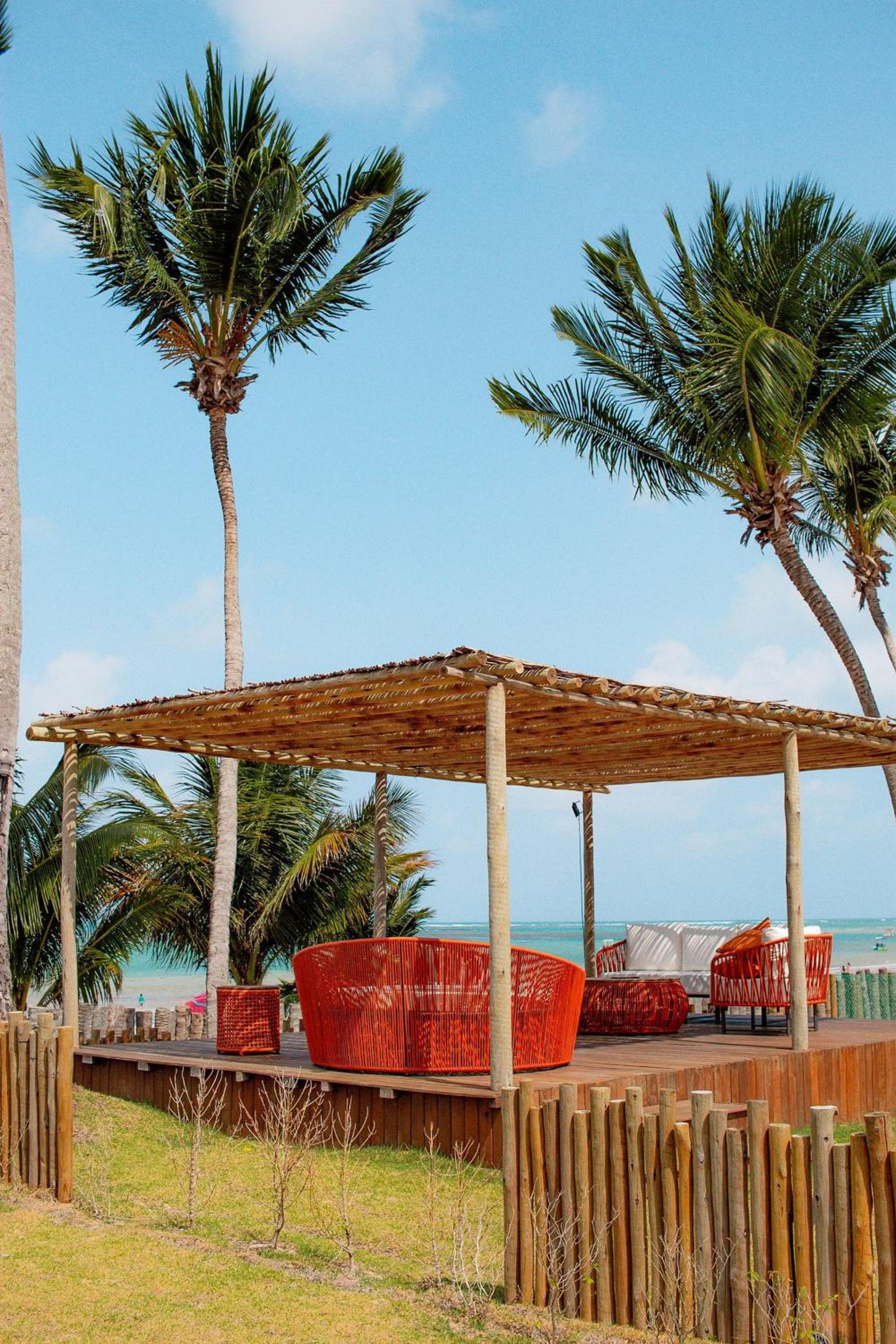 Casa AWA E07 - Milagres com Piscina à Beira-Mar