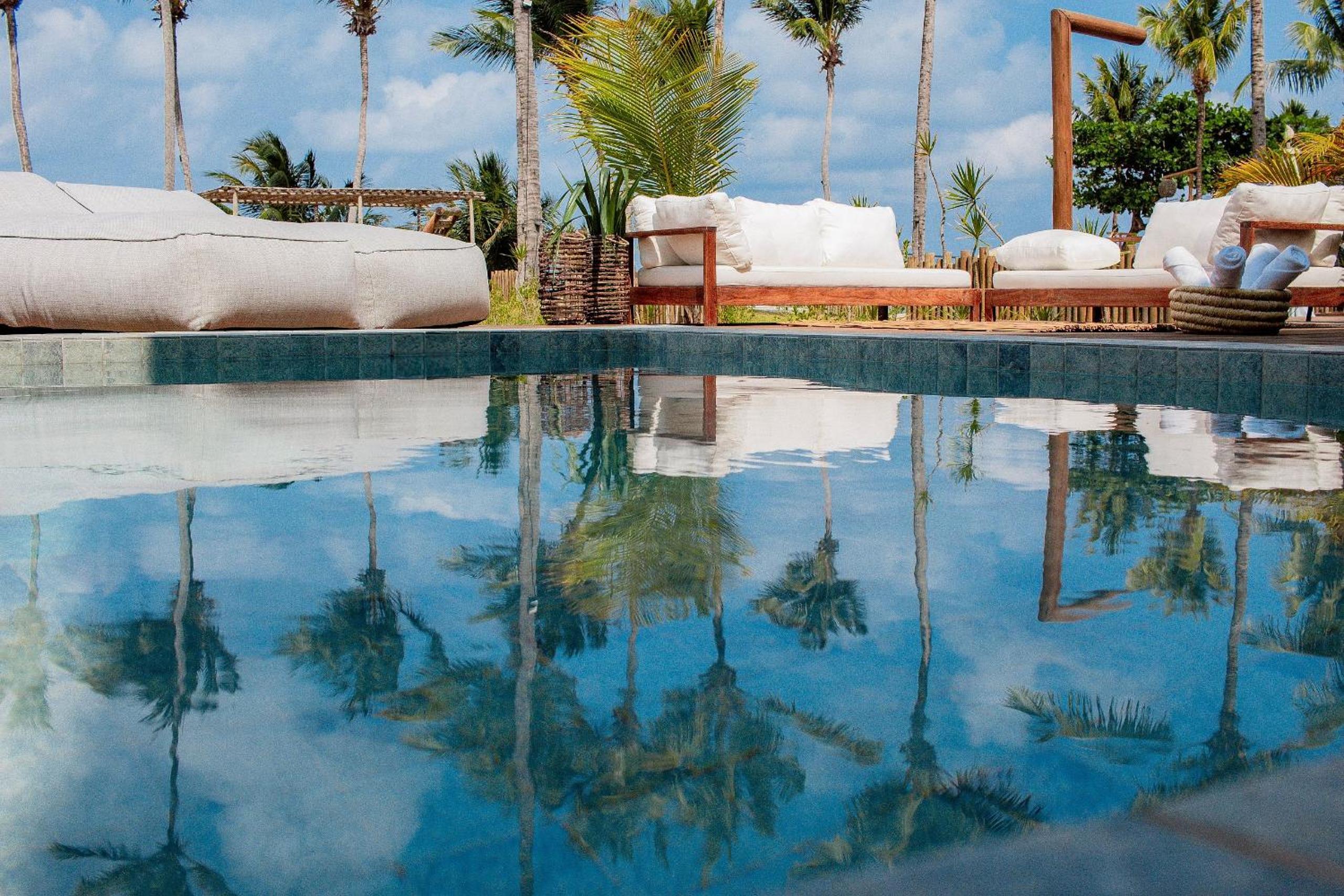 Casa AWA E07 - Milagres com Piscina à Beira-Mar