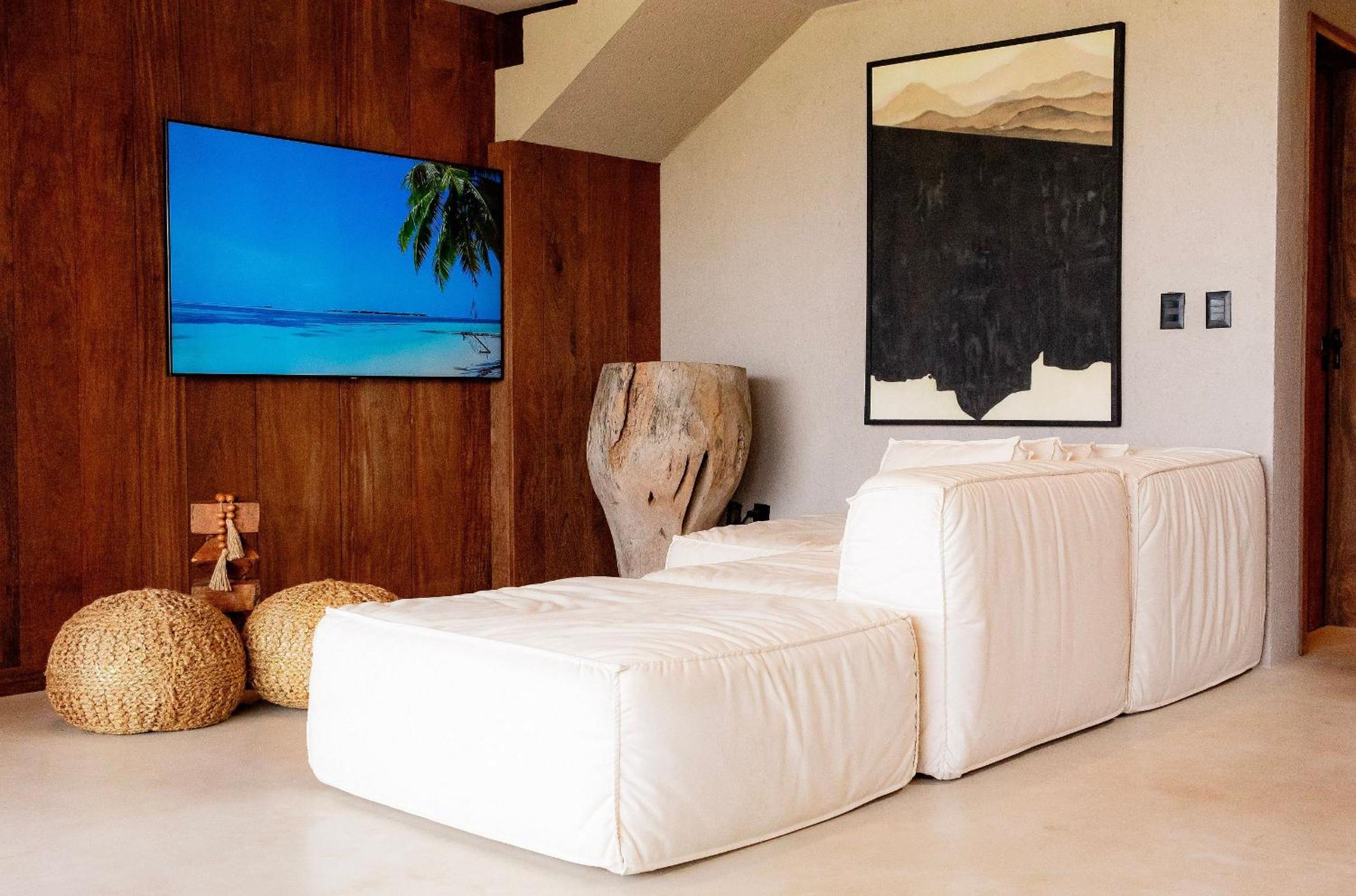 Casa AWA E07 - Milagres com Piscina à Beira-Mar