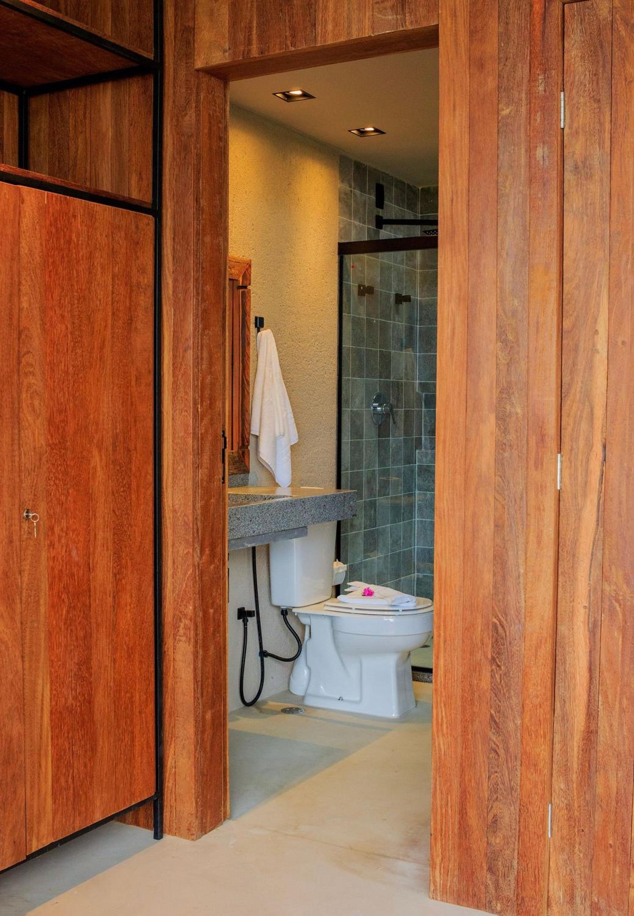 Casa AWA E07 - Milagres com Piscina à Beira-Mar