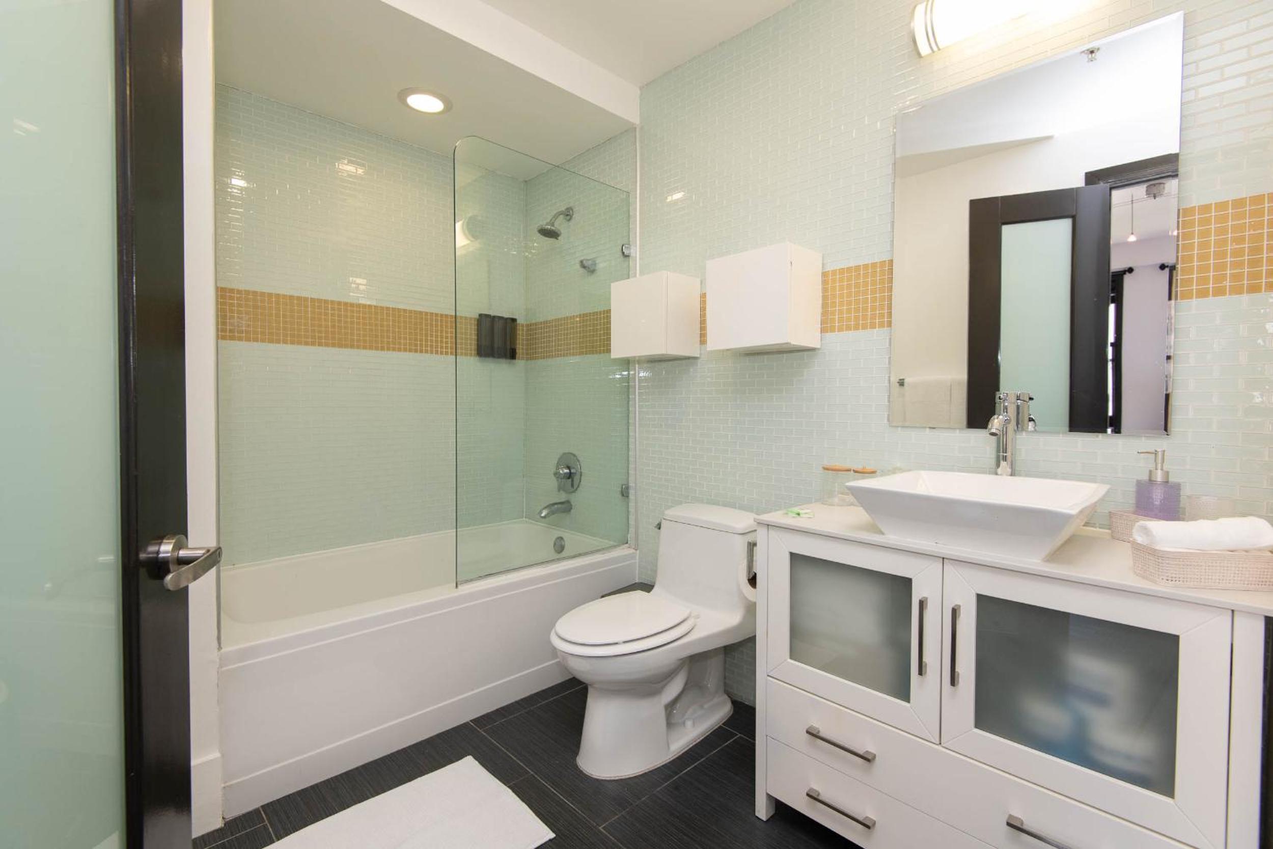 Los Angeles Vacations - Audemar Boutique Hotel and Apartment Homes - Property Image 22