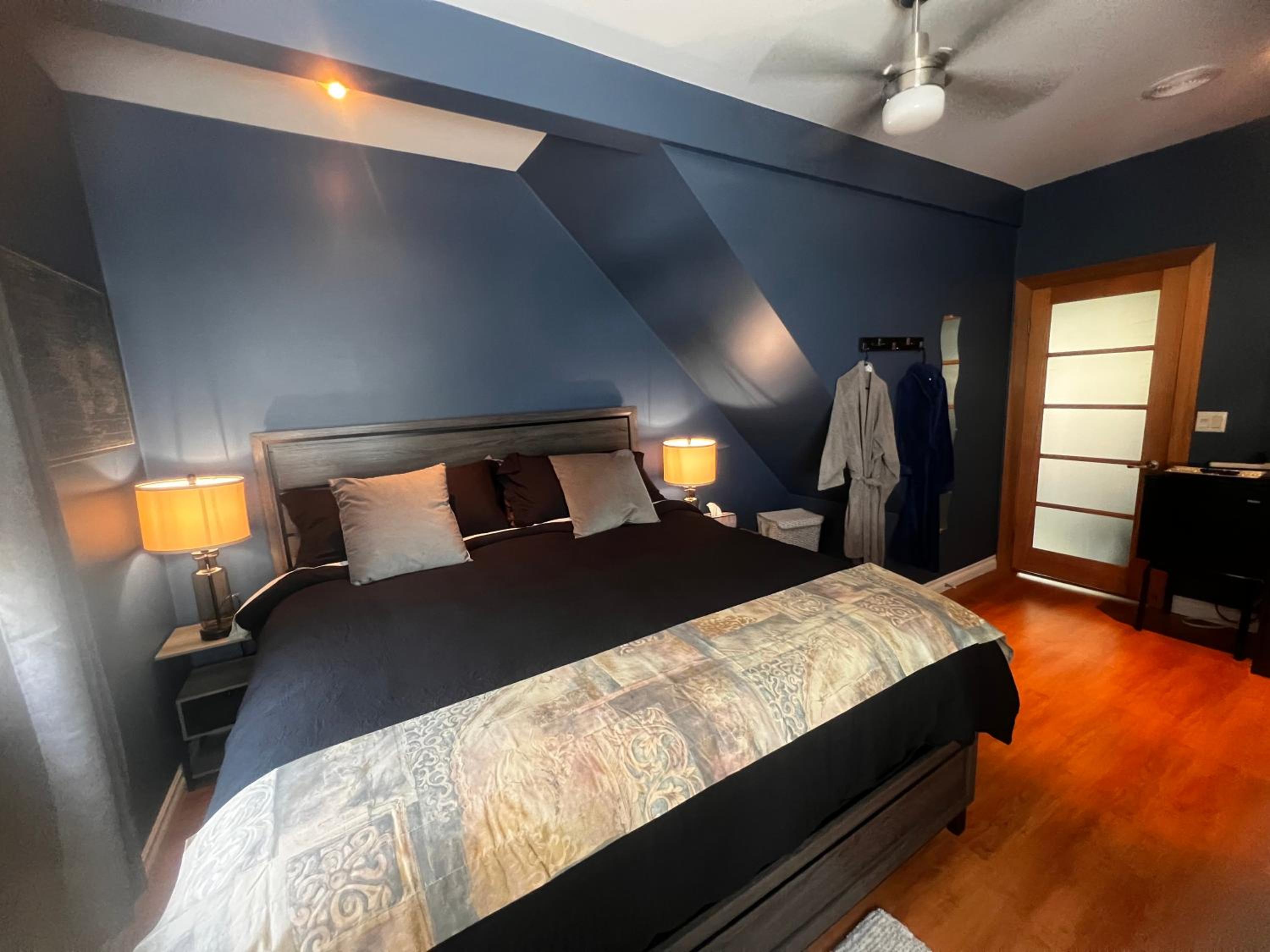 Sunset Suites in Niagara Wine Country