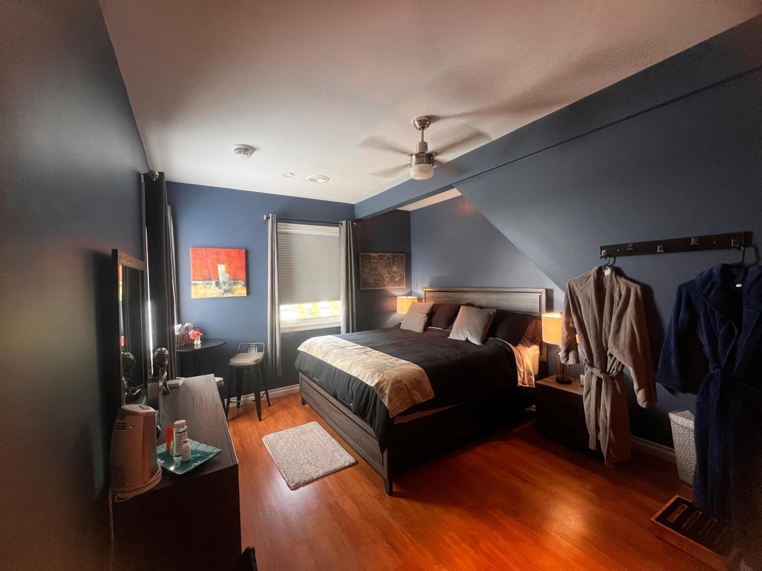 Sunset Suites in Niagara Wine Country