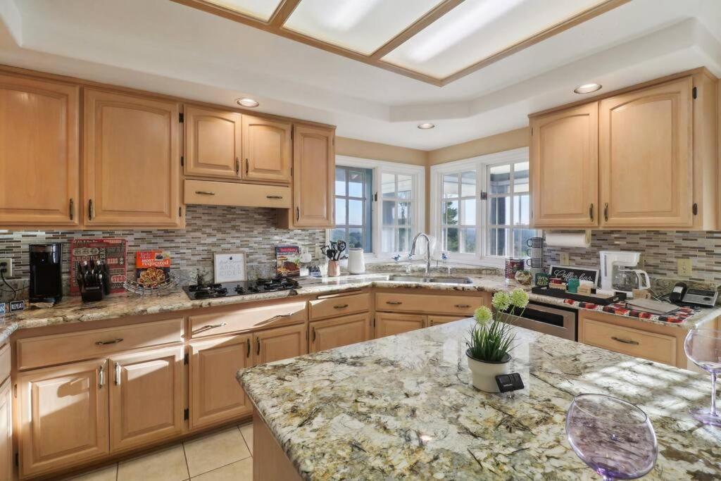 Photo 33