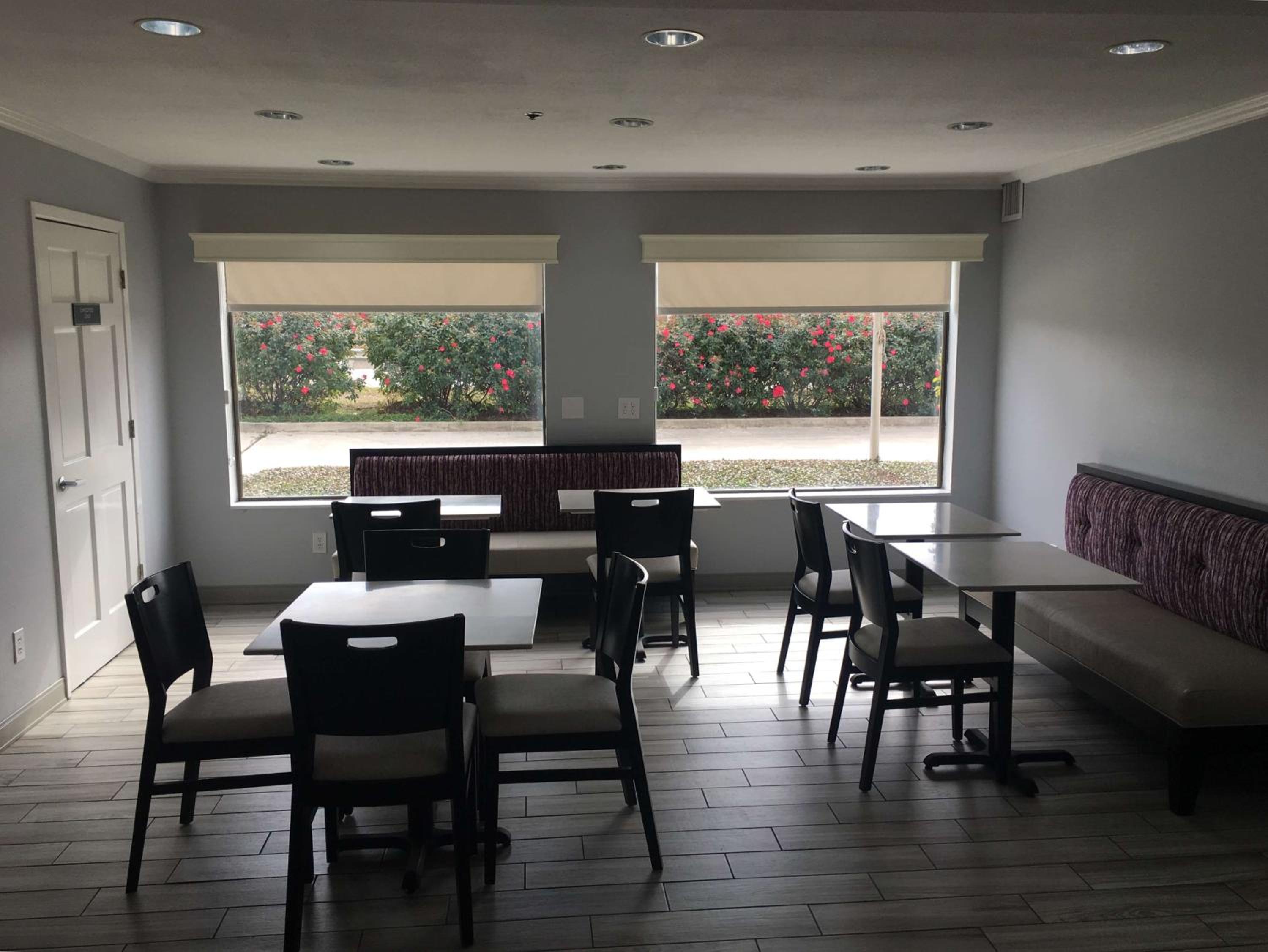 Best Western Garden Inn 3