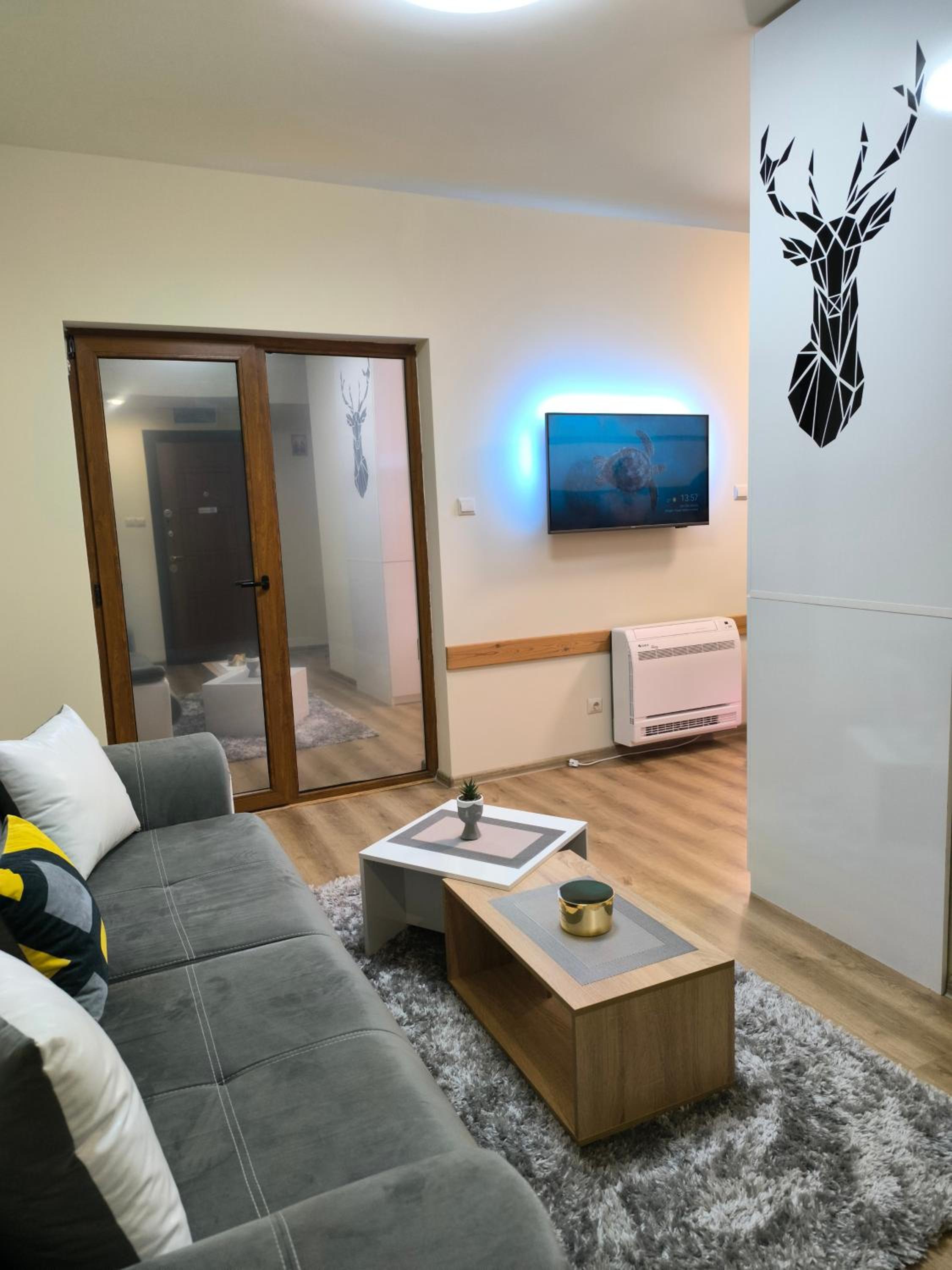 Snow White - Luxury Stay with free Bottle of Wine