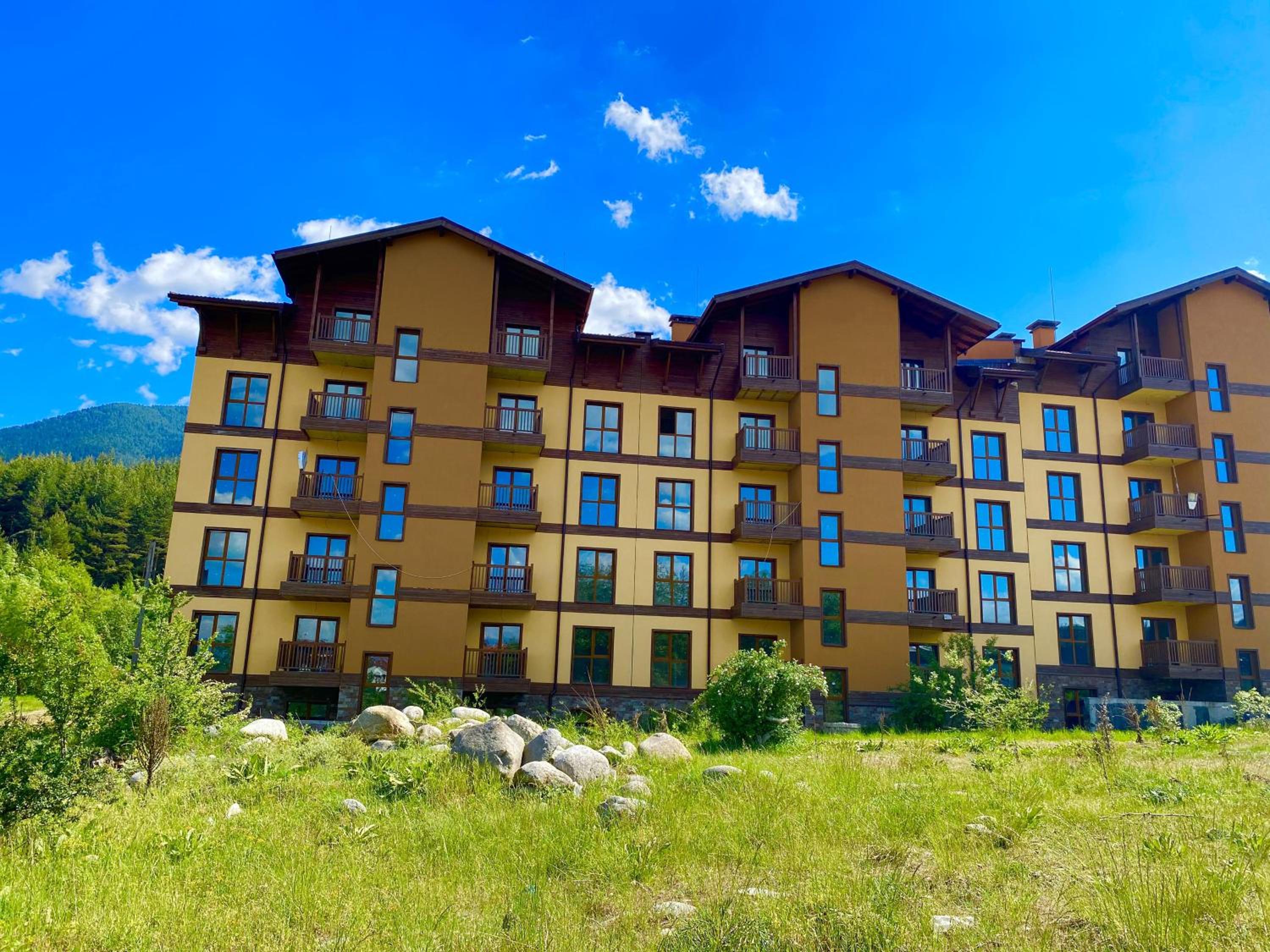 Snow White - Luxury Stay with free Bottle of Wine