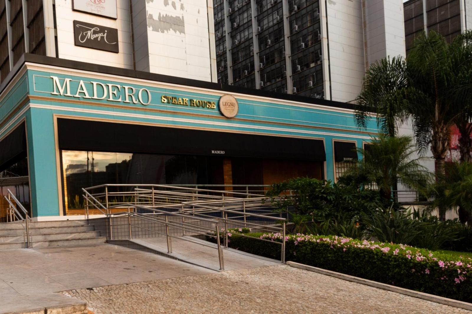Nova stay Apart Moderno no Hotel Fusion