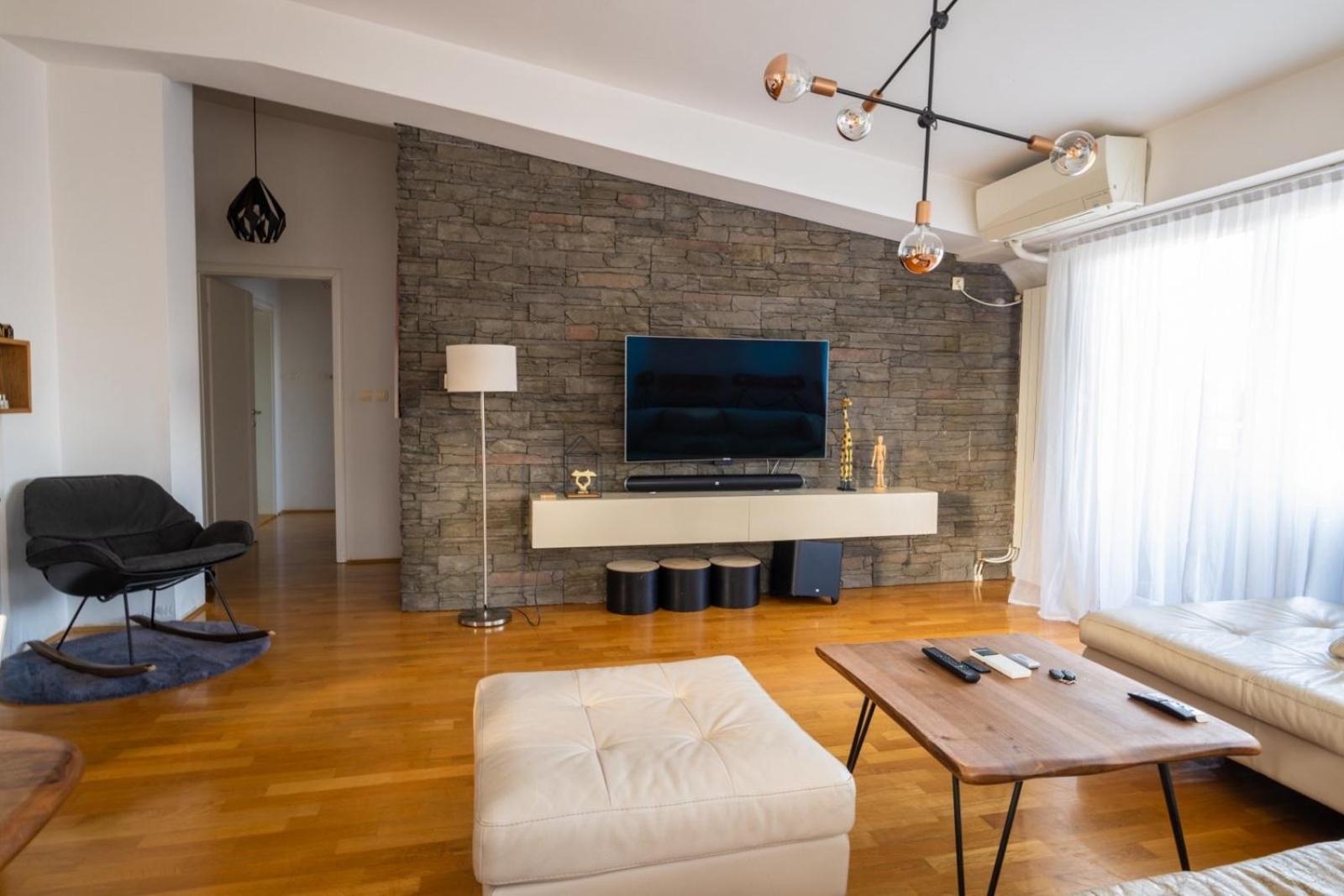 Lusso Apartment
