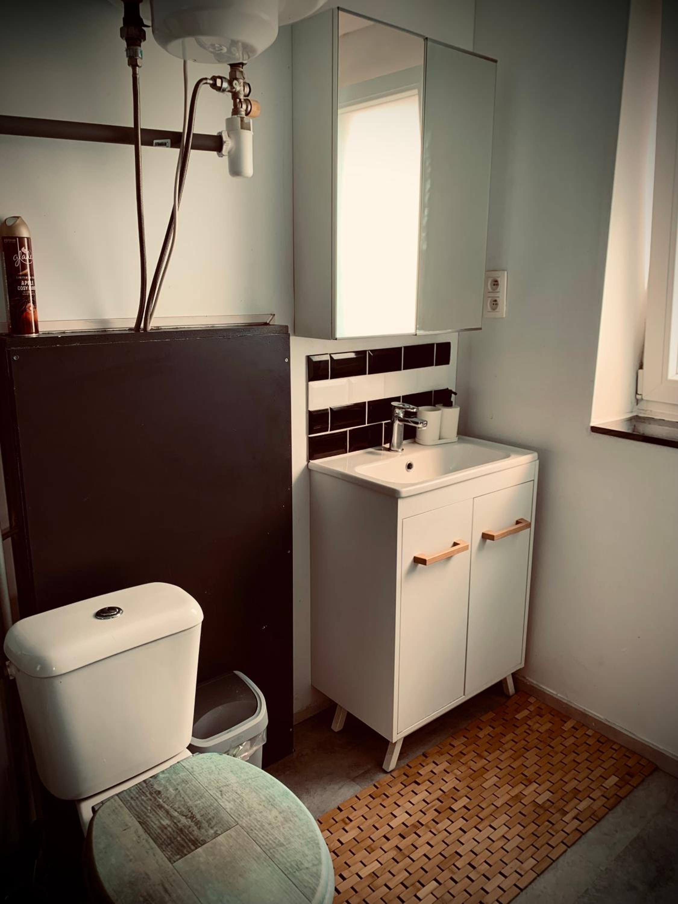 Esteban studio