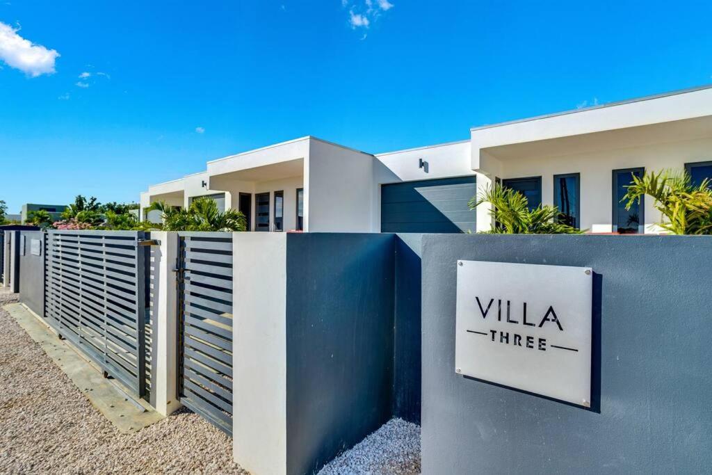 FourVillas with Private Magnesium Pool 3 min to the Beach & Dive Rinse Tank